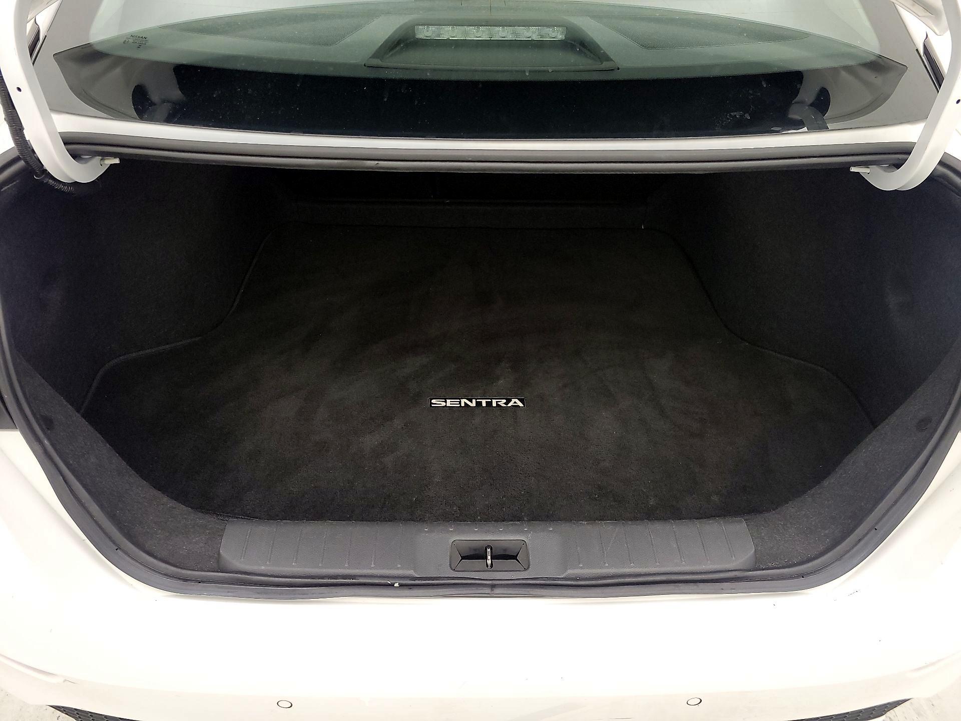 Thumbnail: 2024 Nissan Sentra - 20