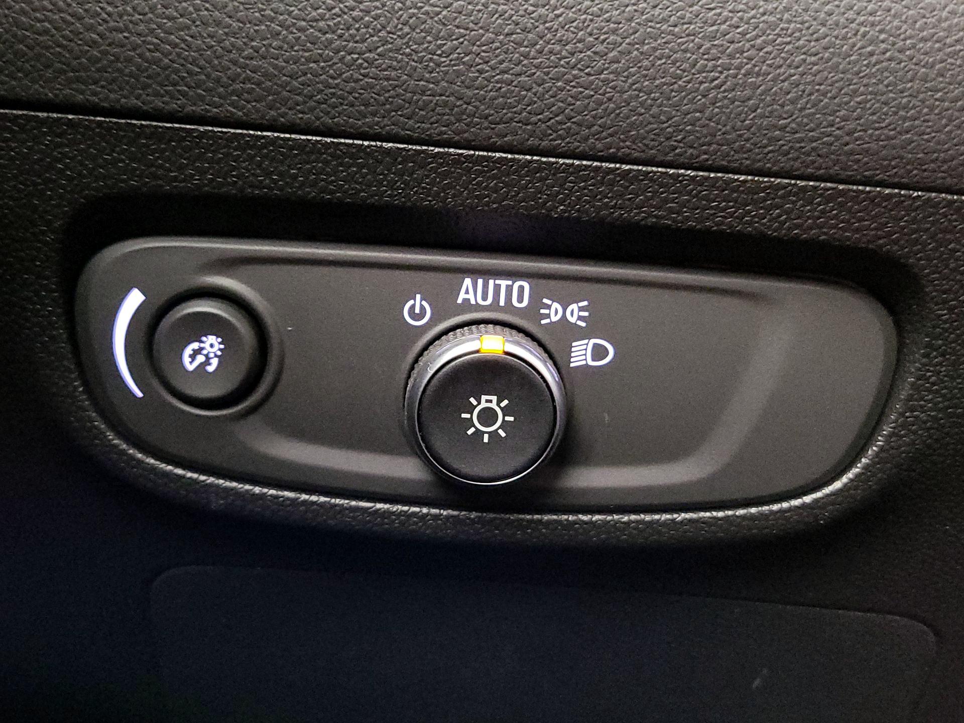 Thumbnail: 2025 Buick Encore GX - 13