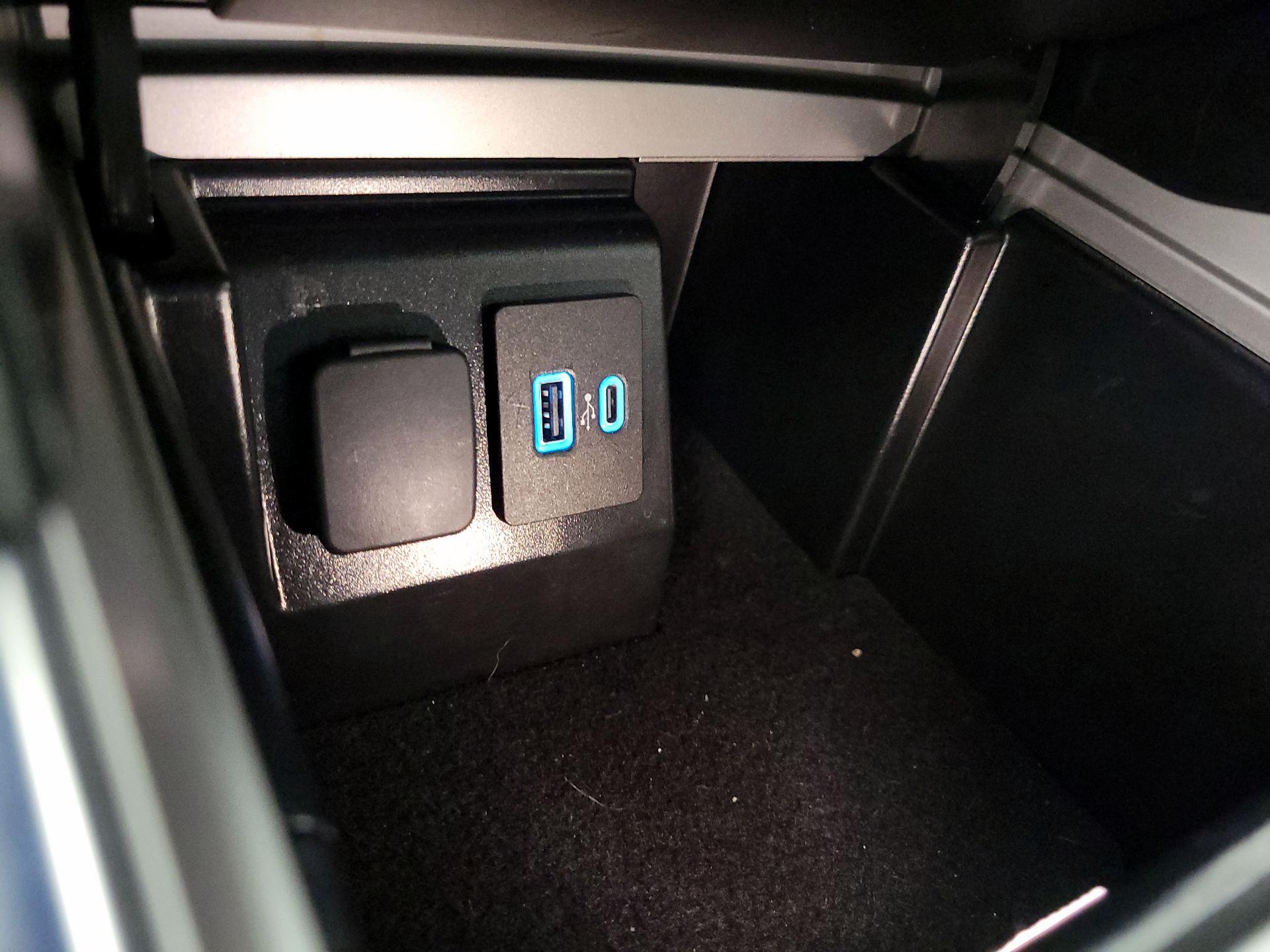 Thumbnail: 2024 Ford Explorer - 19