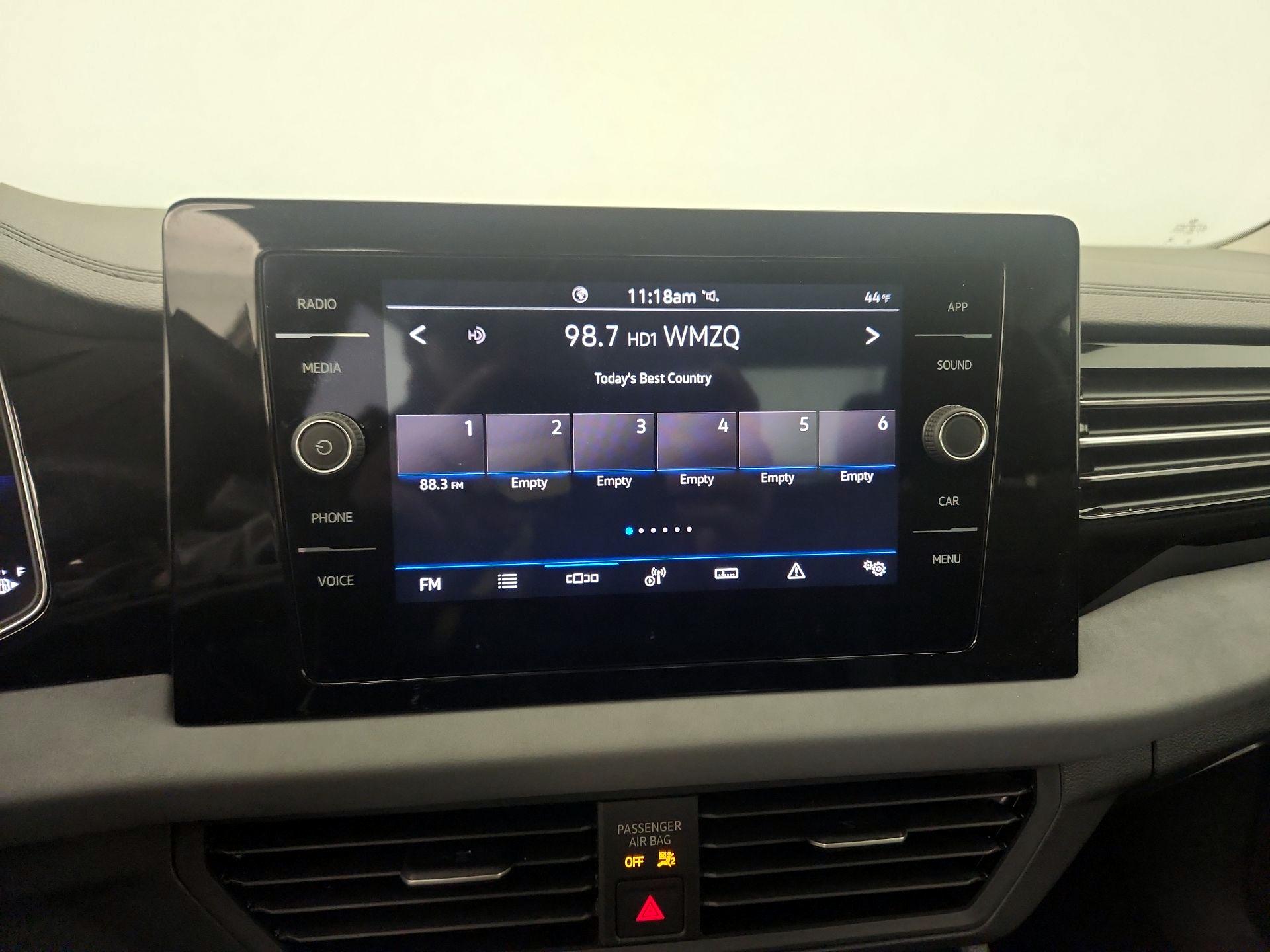 Thumbnail: 2025 Volkswagen Jetta - 15