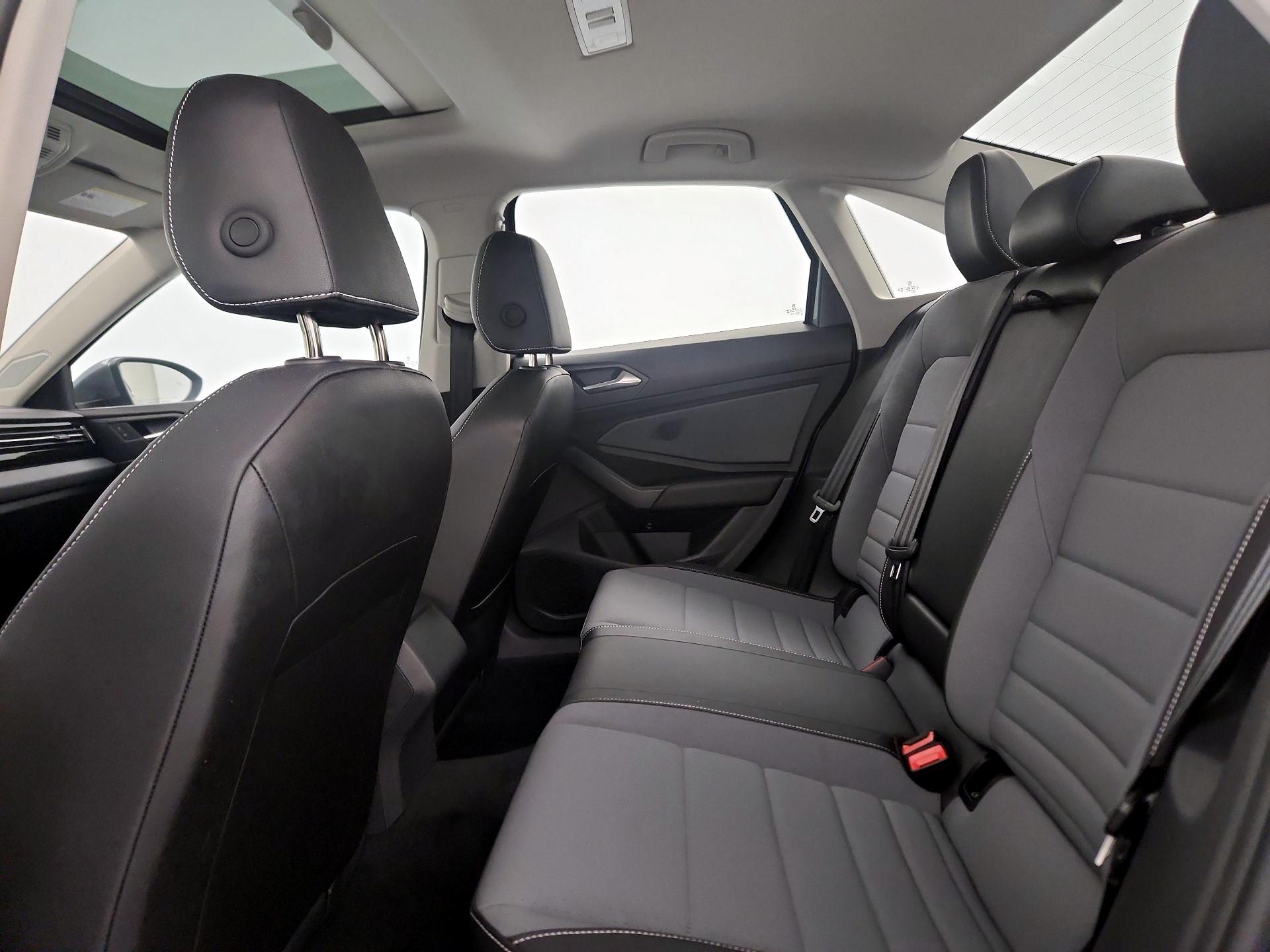 Thumbnail: 2025 Volkswagen Jetta - 19