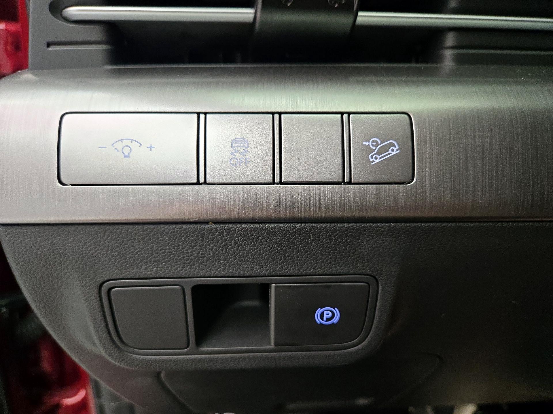 Thumbnail: 2025 Hyundai Kona - 13