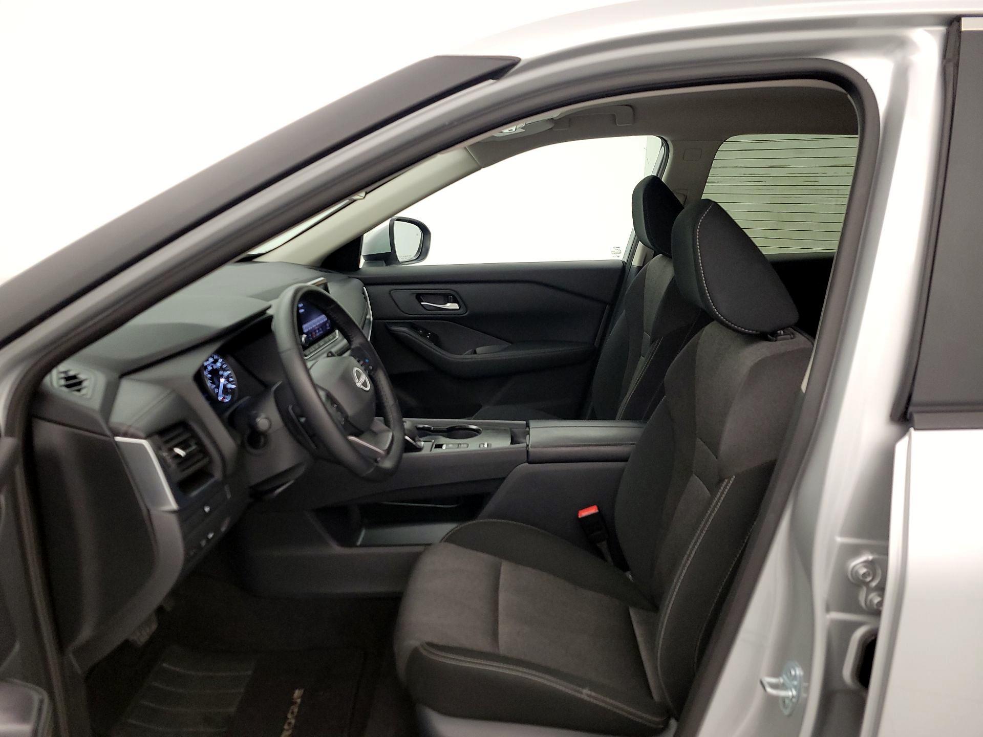 Thumbnail: 2025 Nissan Rogue - 11