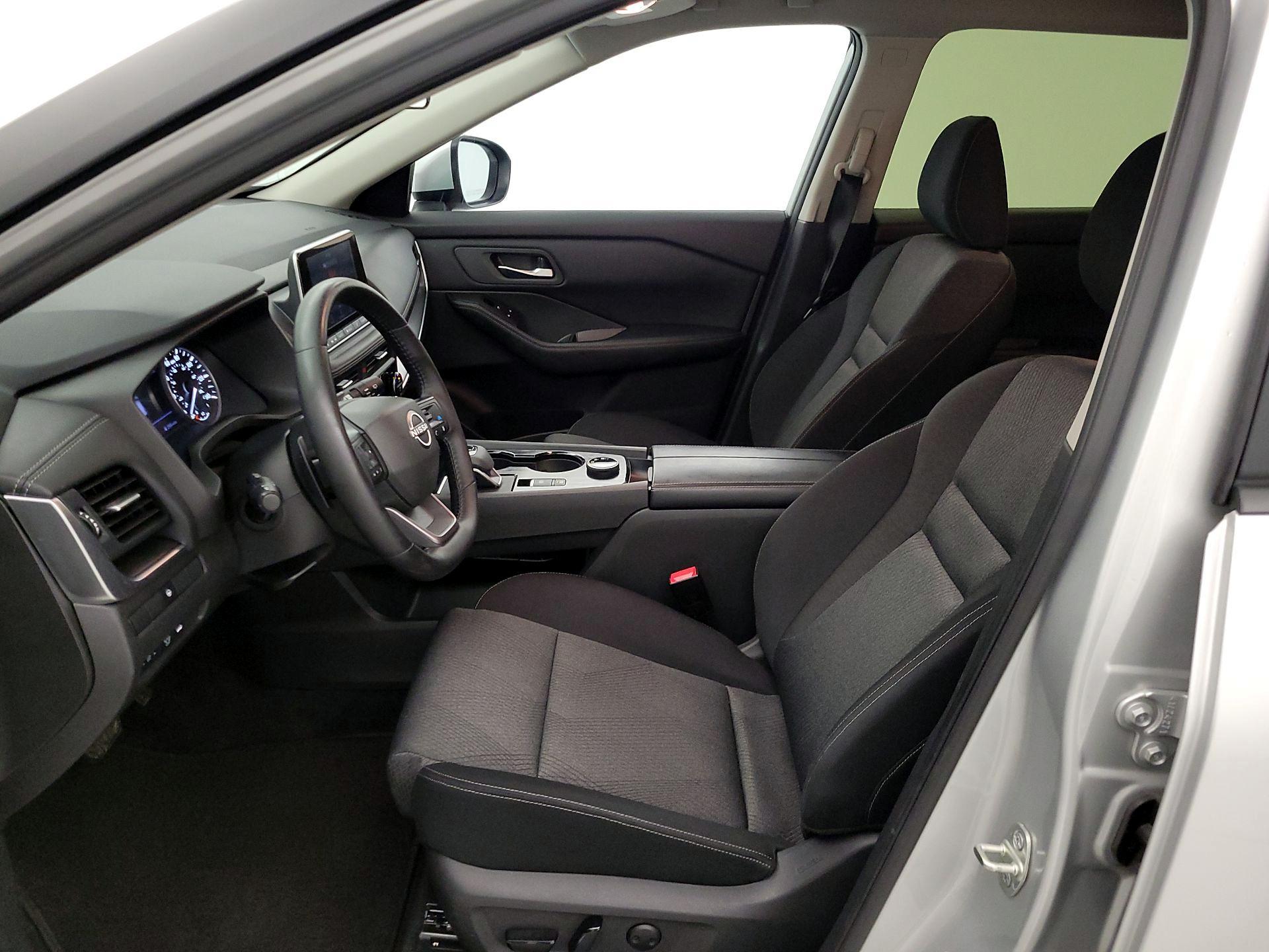 Thumbnail: 2025 Nissan Rogue - 11