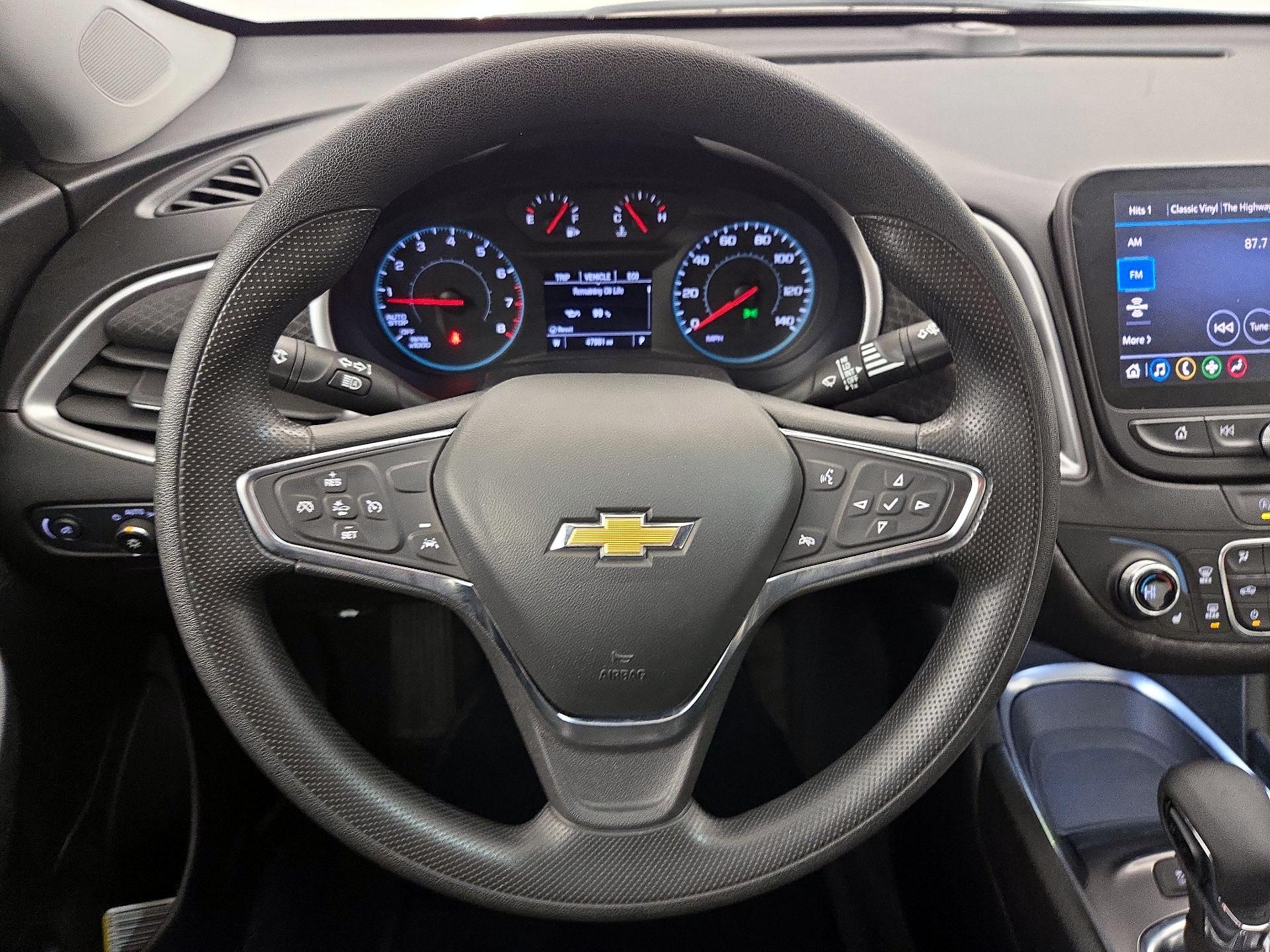 Thumbnail: 2024 Chevrolet Malibu - 10