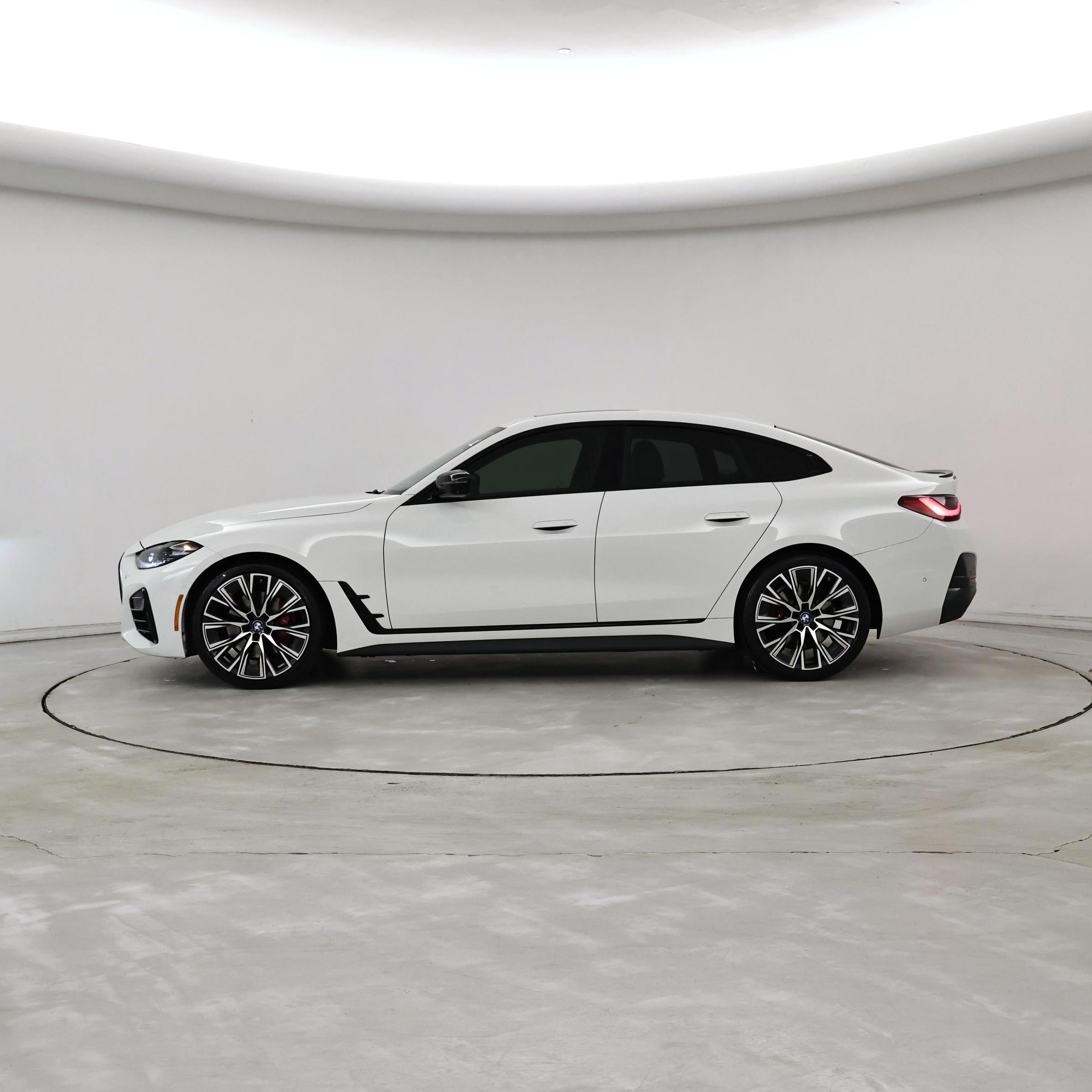 Thumbnail: 2023 BMW 4 Series - 3