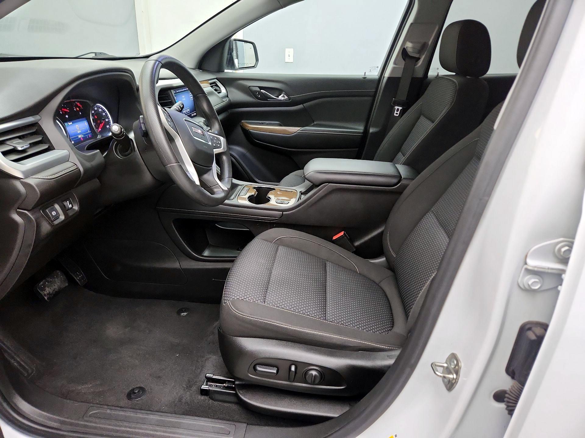 Thumbnail: 2021 GMC Acadia - 11