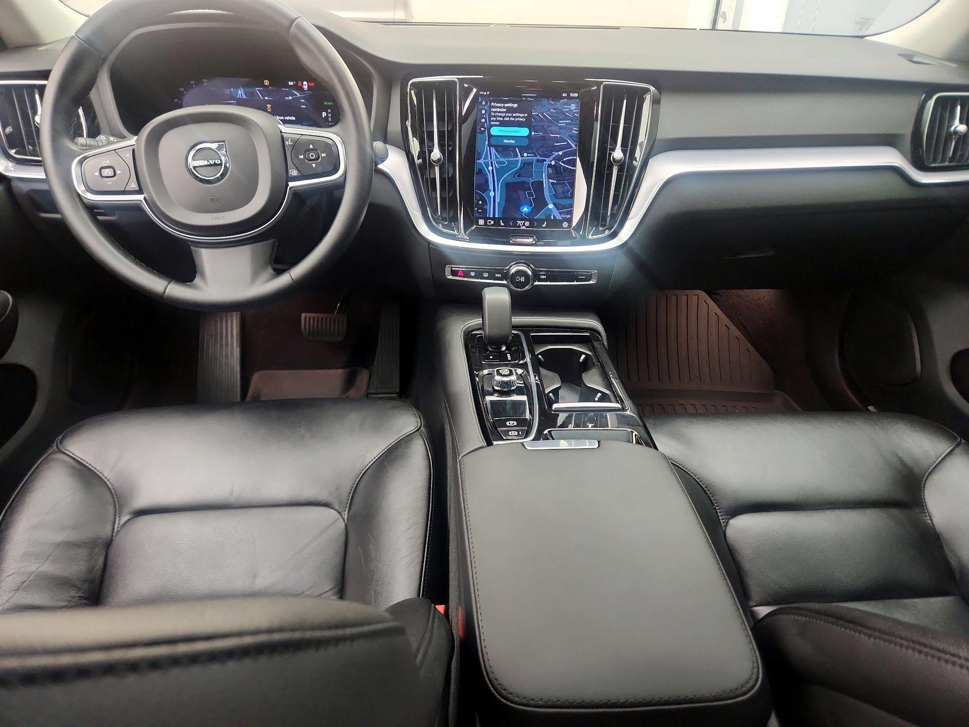 Thumbnail: 2024 Volvo S60 - 9