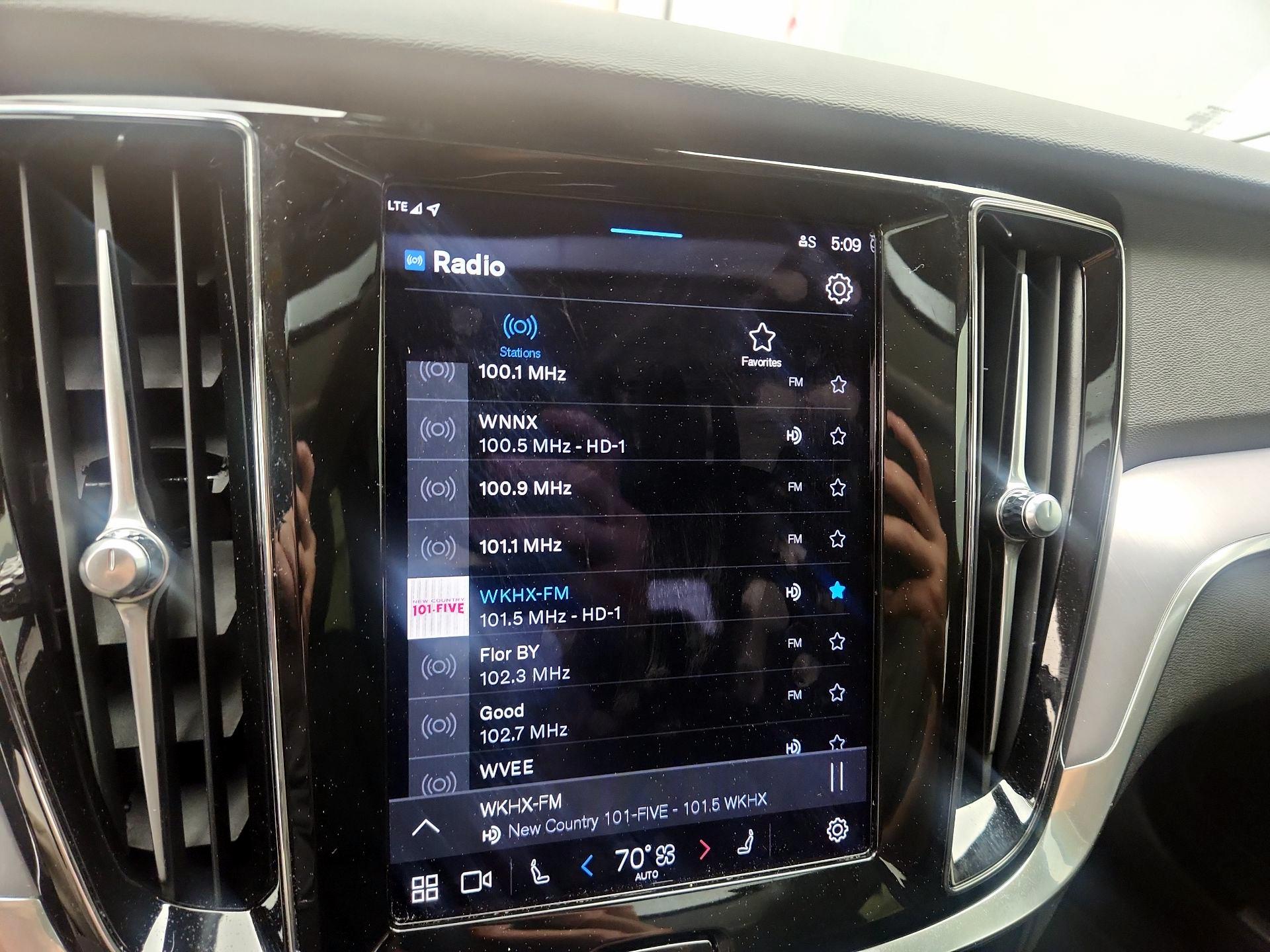 Thumbnail: 2024 Volvo S60 - 16