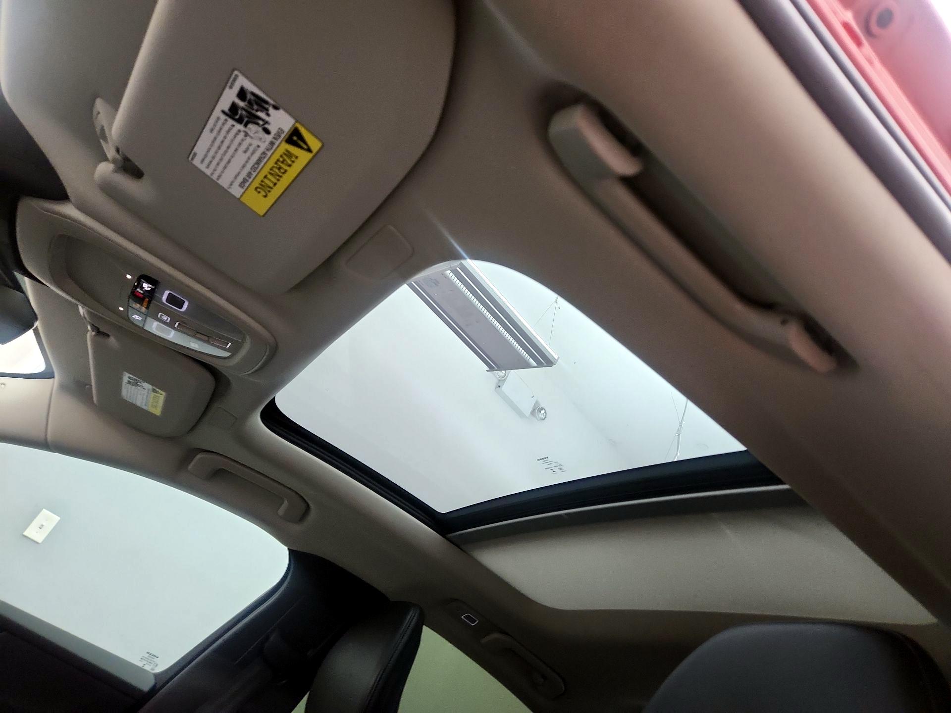 Thumbnail: 2024 Volvo S60 - 20