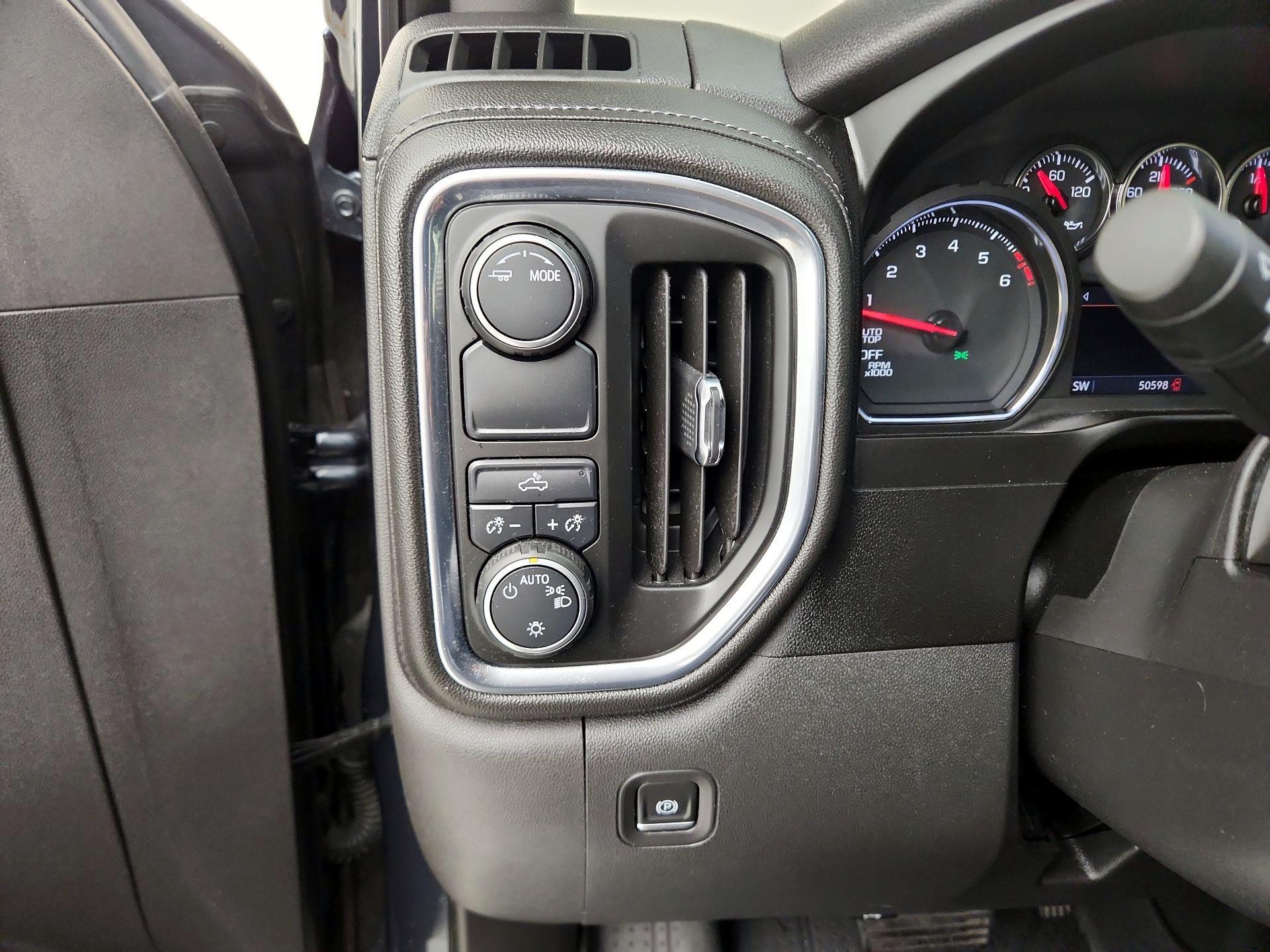 Thumbnail: 2020 Chevrolet Silverado 1500 - 13