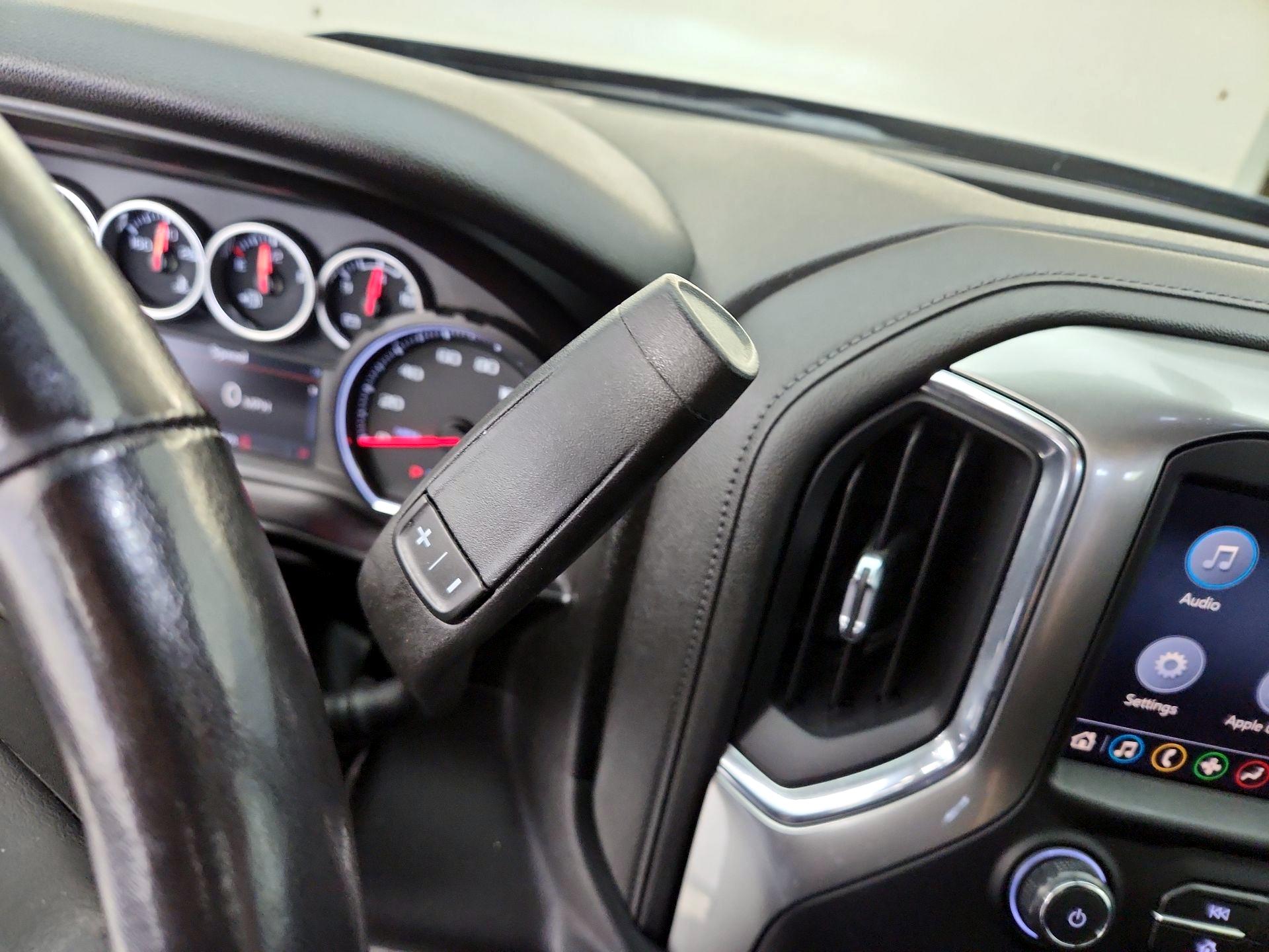 Thumbnail: 2020 Chevrolet Silverado 1500 - 17