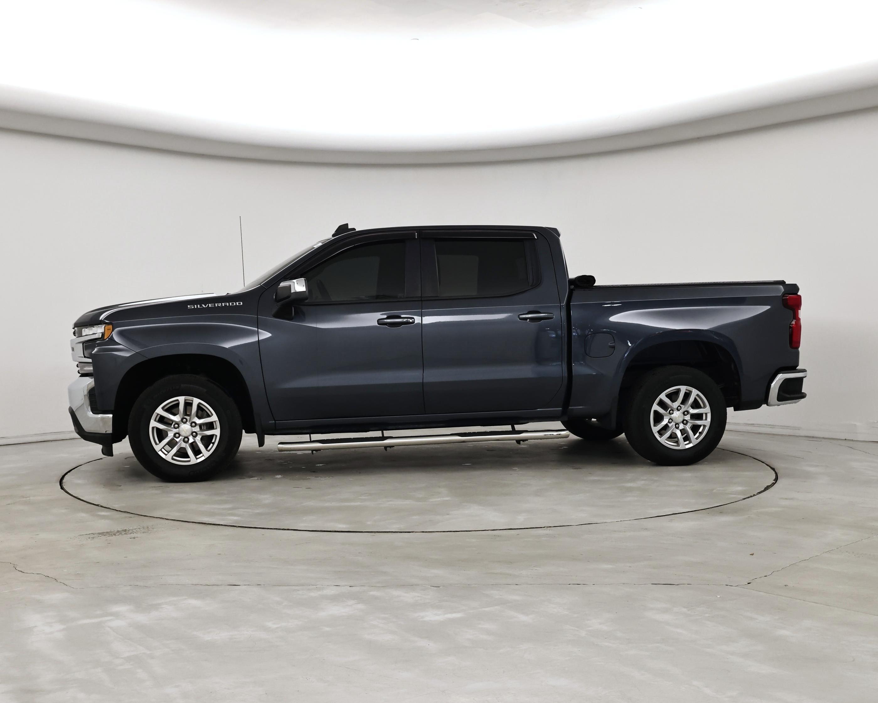 Thumbnail: 2020 Chevrolet Silverado 1500 - 3