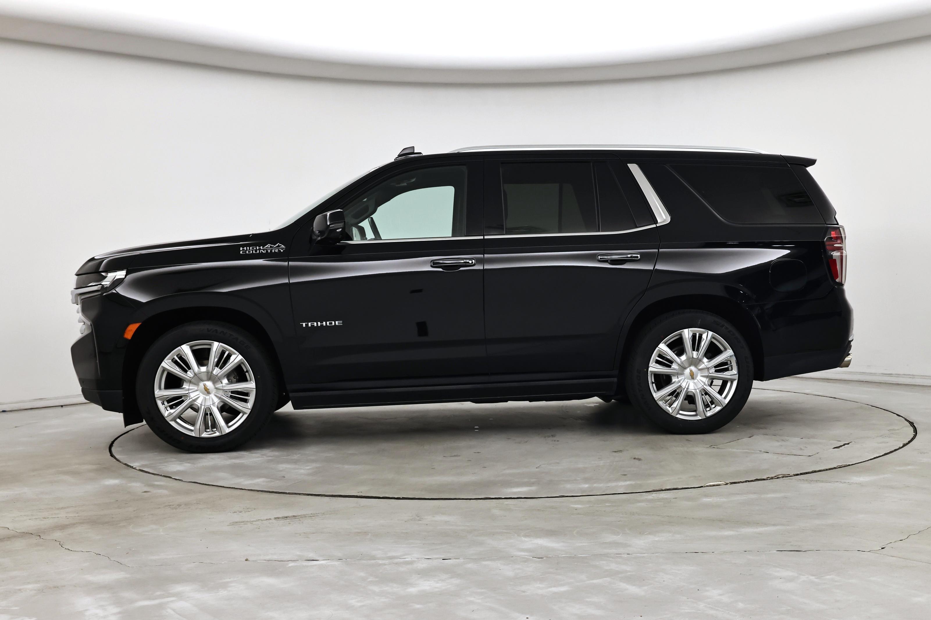 Thumbnail: 2021 Chevrolet Tahoe - 3