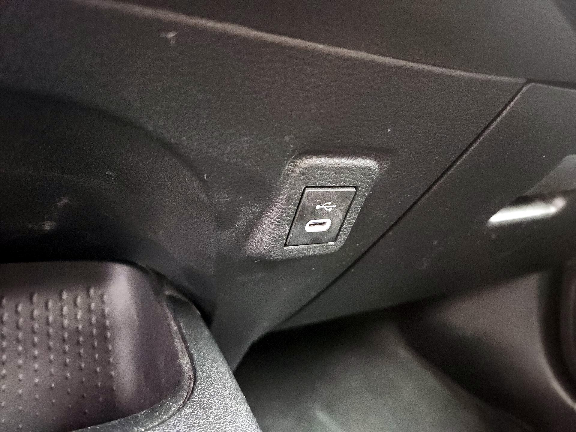 Thumbnail: 2024 Toyota Corolla - 18