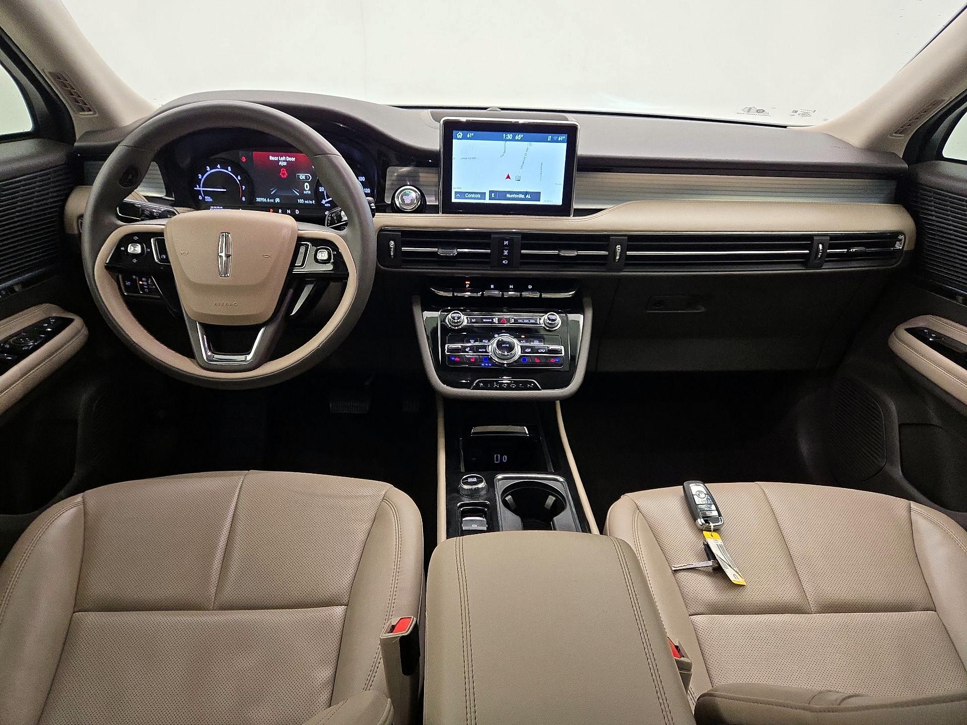 Thumbnail: 2022 Lincoln Corsair - 9