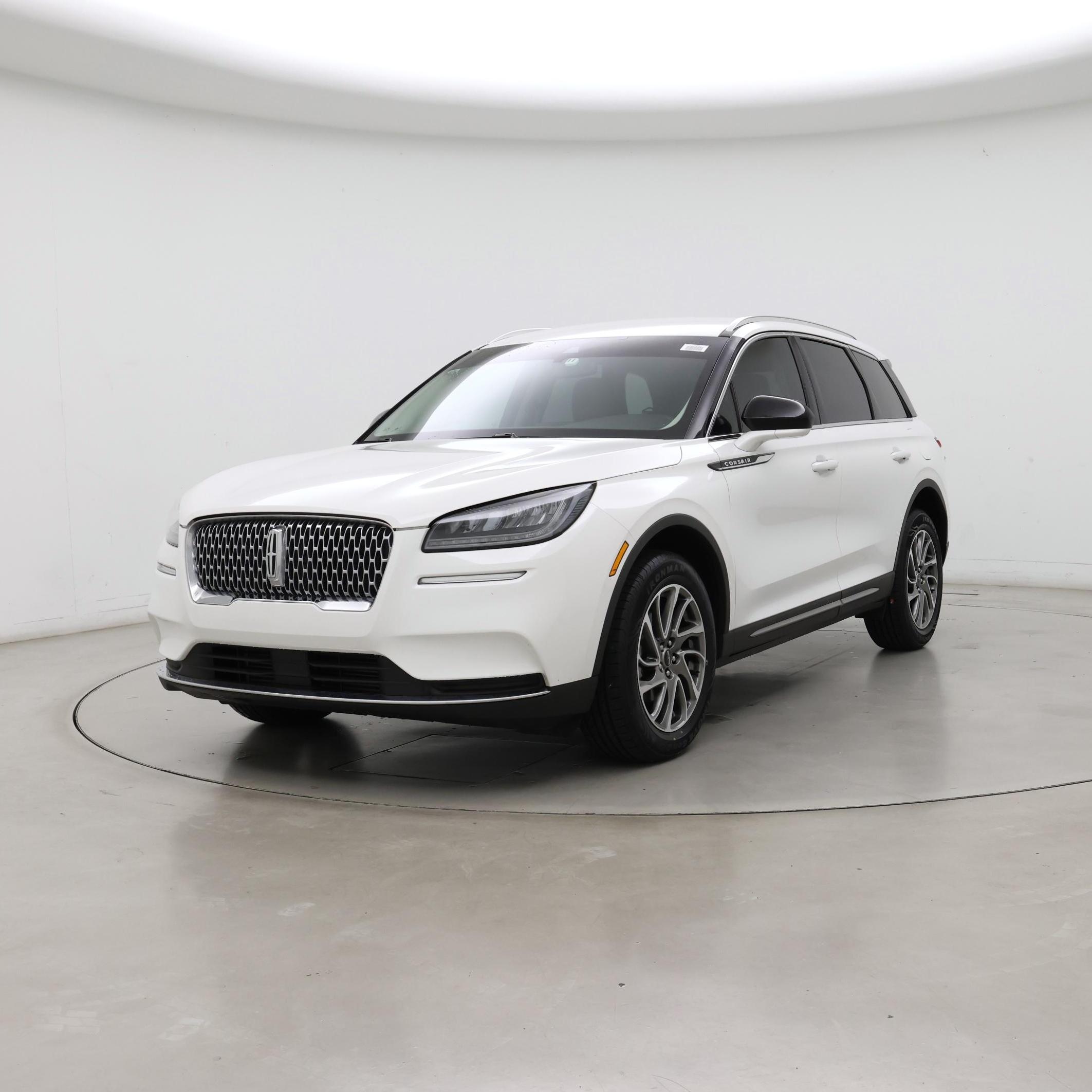 Thumbnail: 2022 Lincoln Corsair - 4