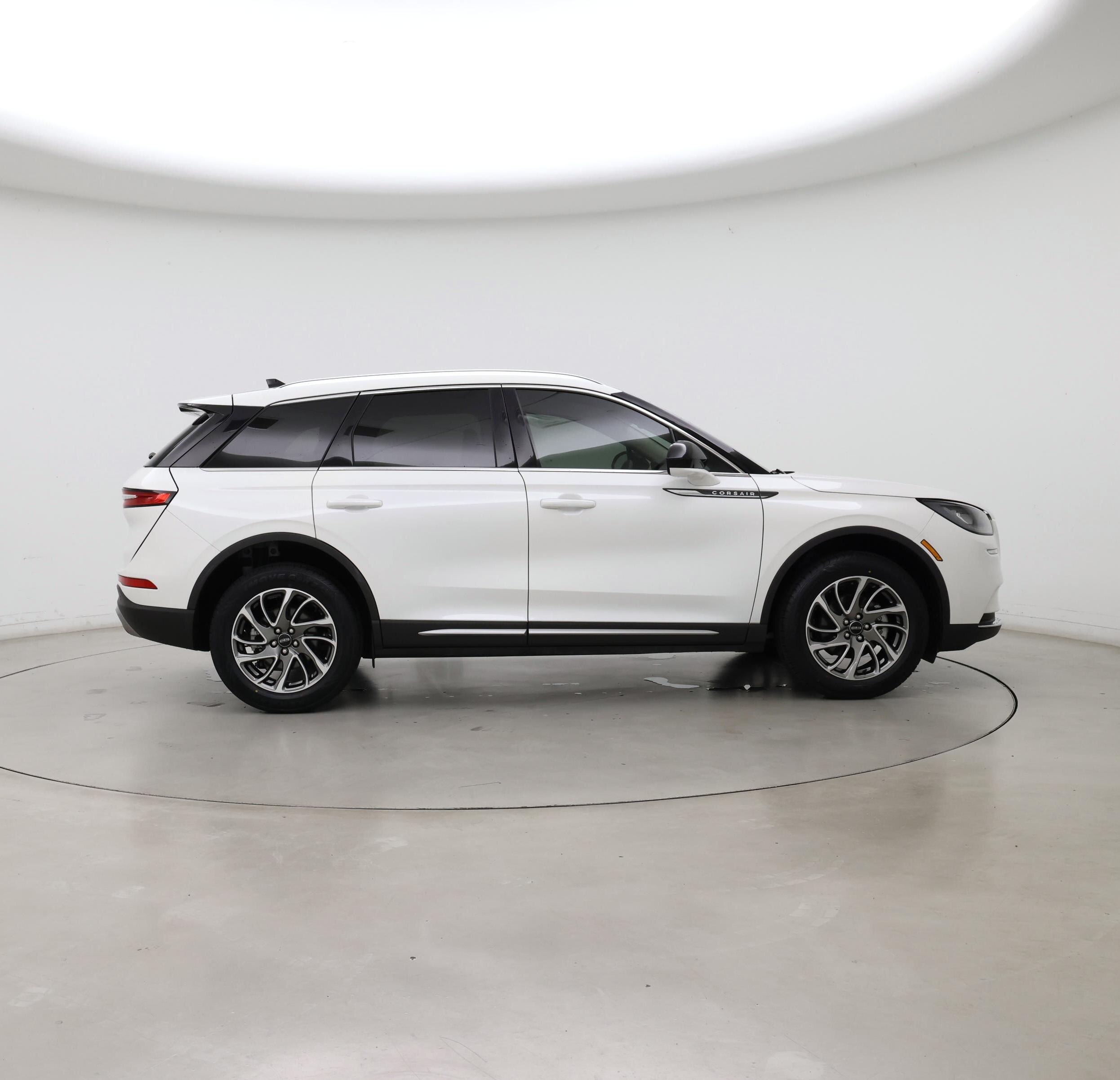 Thumbnail: 2022 Lincoln Corsair - 7