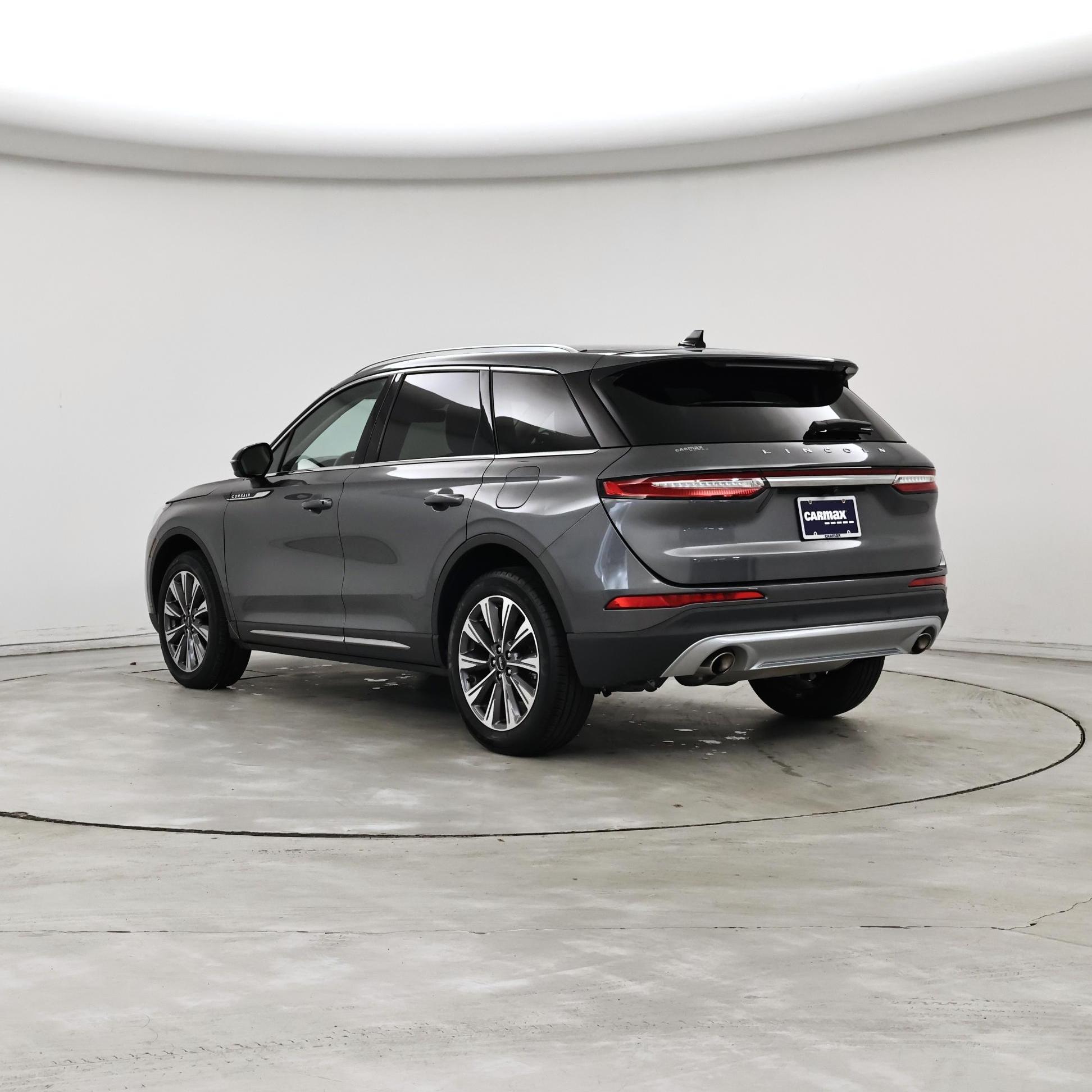 Thumbnail: 2022 Lincoln Corsair - 2