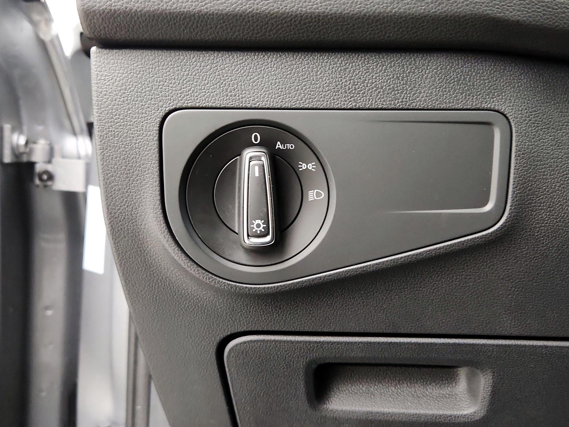 Thumbnail: 2024 Volkswagen Tiguan - 13