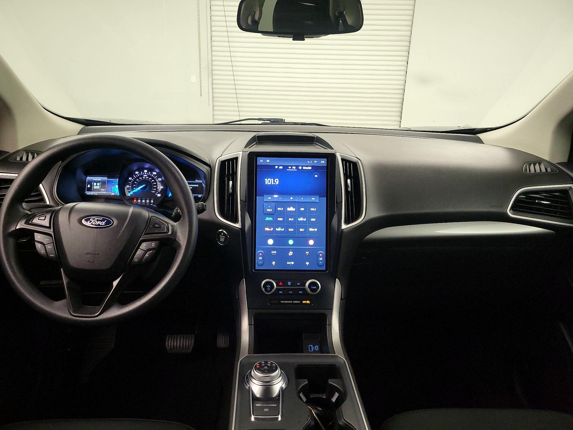 Thumbnail: 2022 Ford Edge - 9