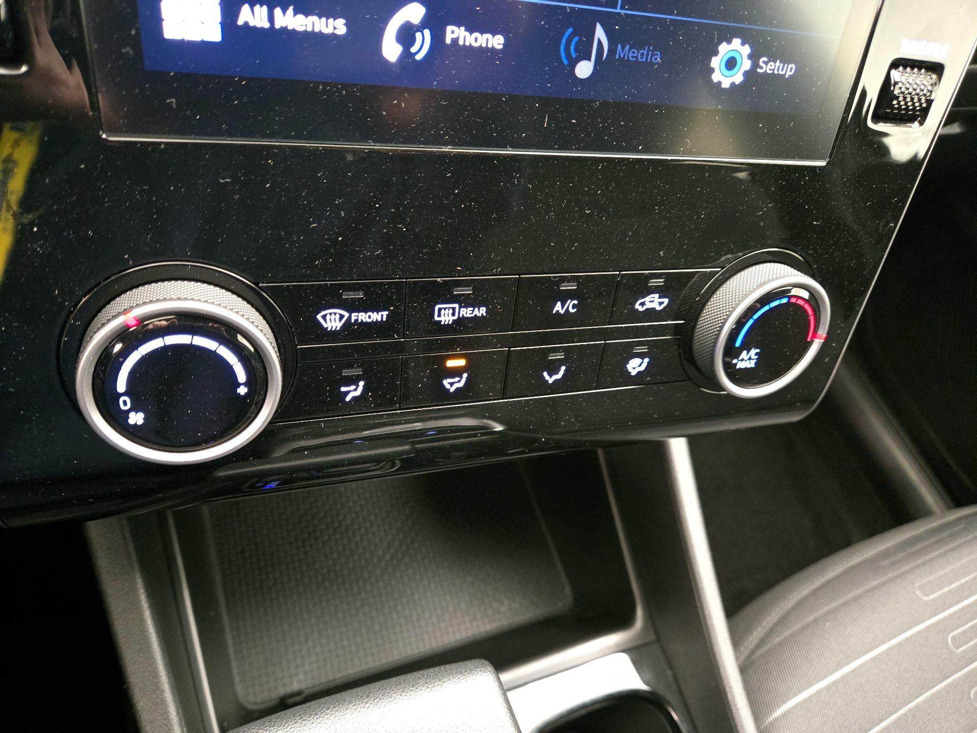 Thumbnail: 2022 Hyundai Santa Cruz - 16