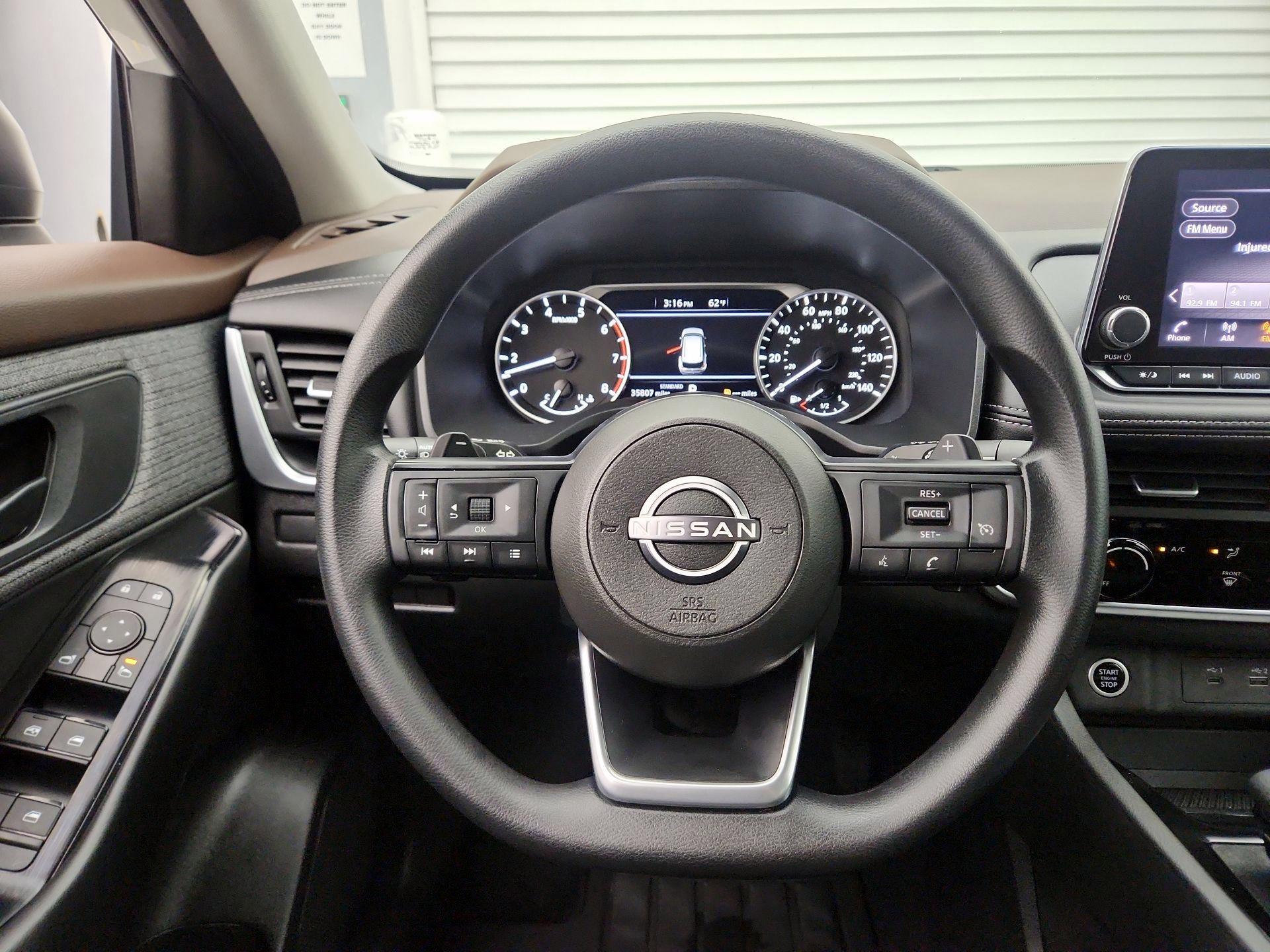 Thumbnail: 2023 Nissan Rogue - 10