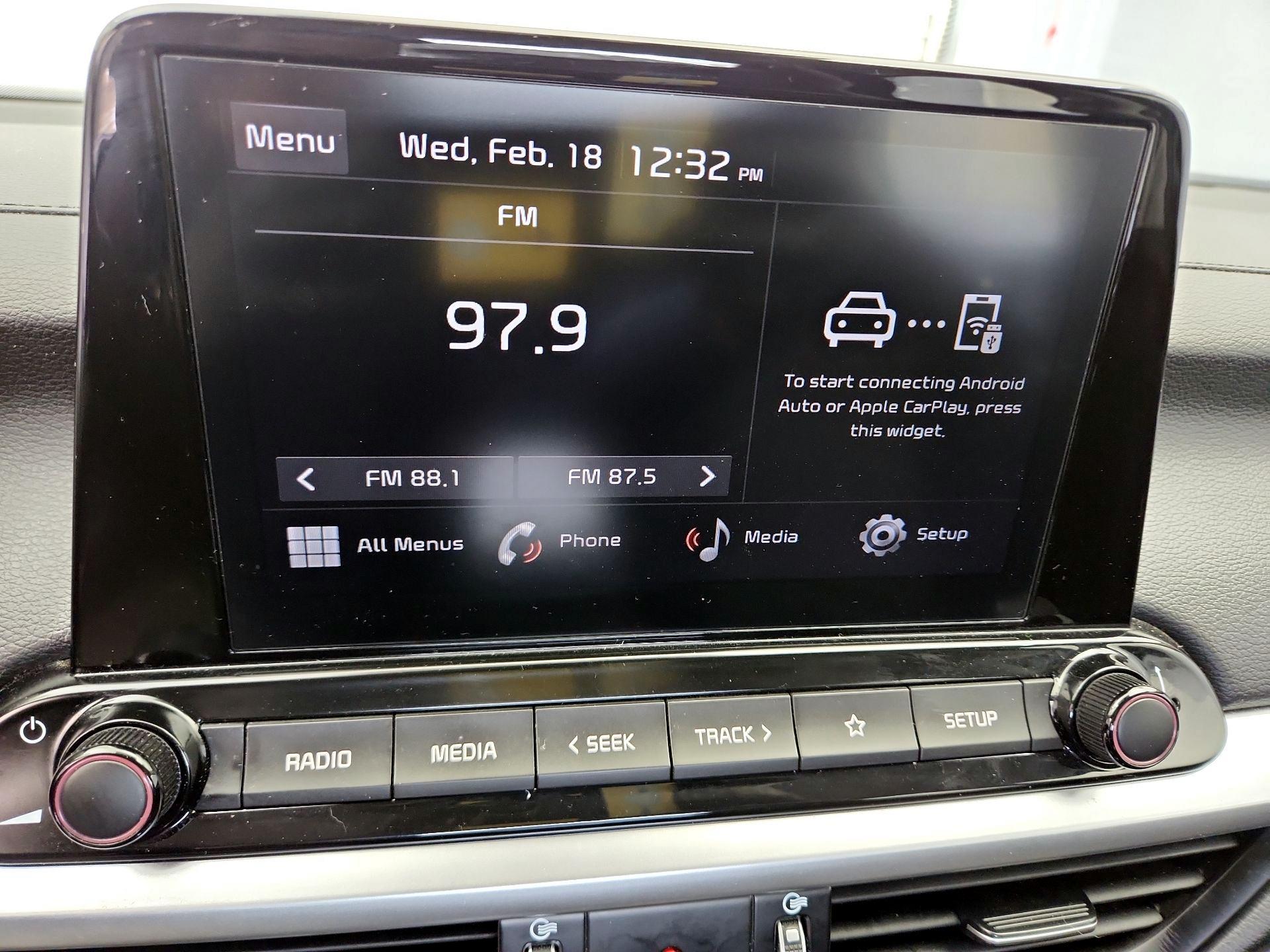 Thumbnail: 2024 Kia Forte - 15