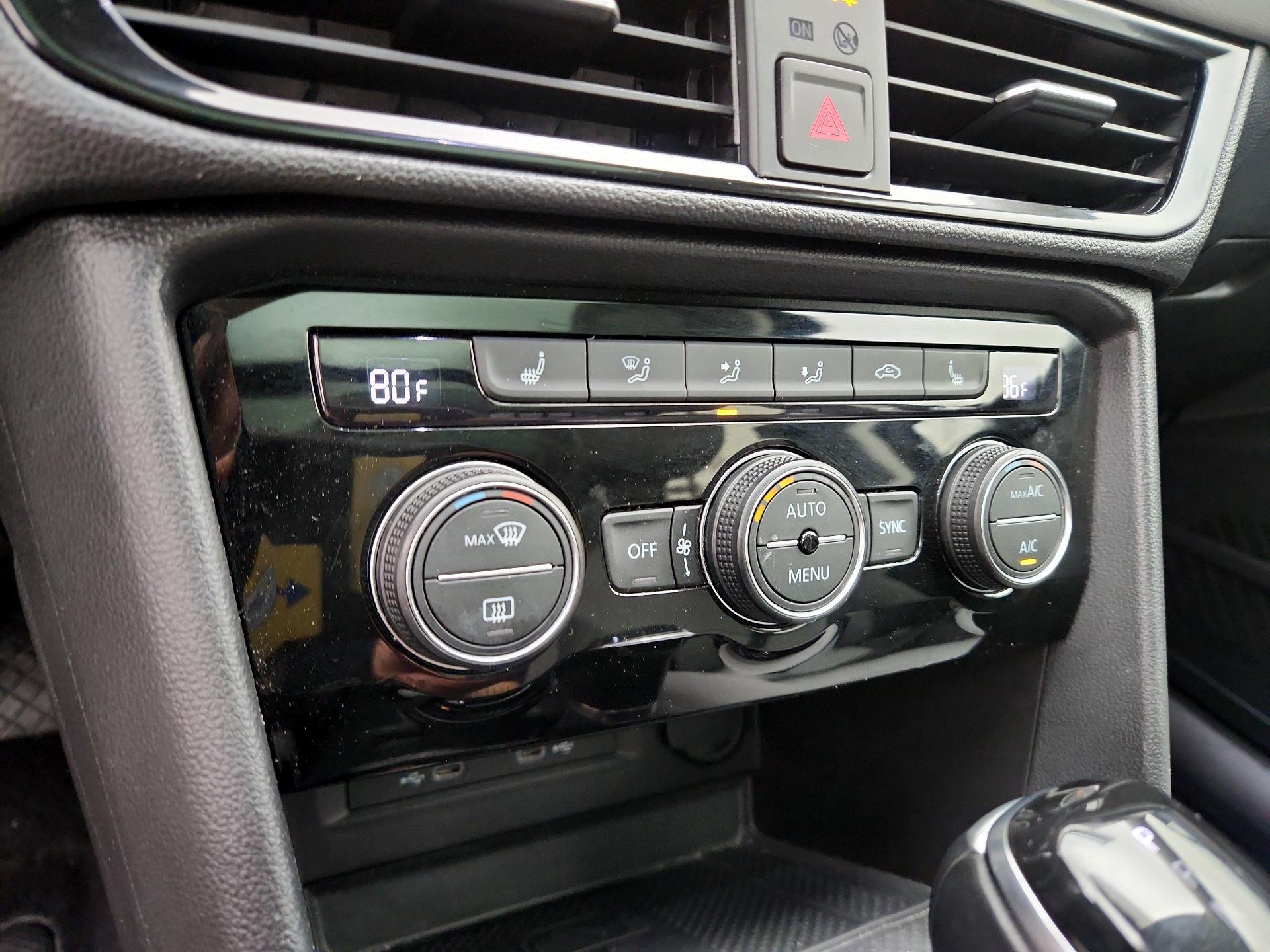 Thumbnail: 2024 Volkswagen Taos - 16