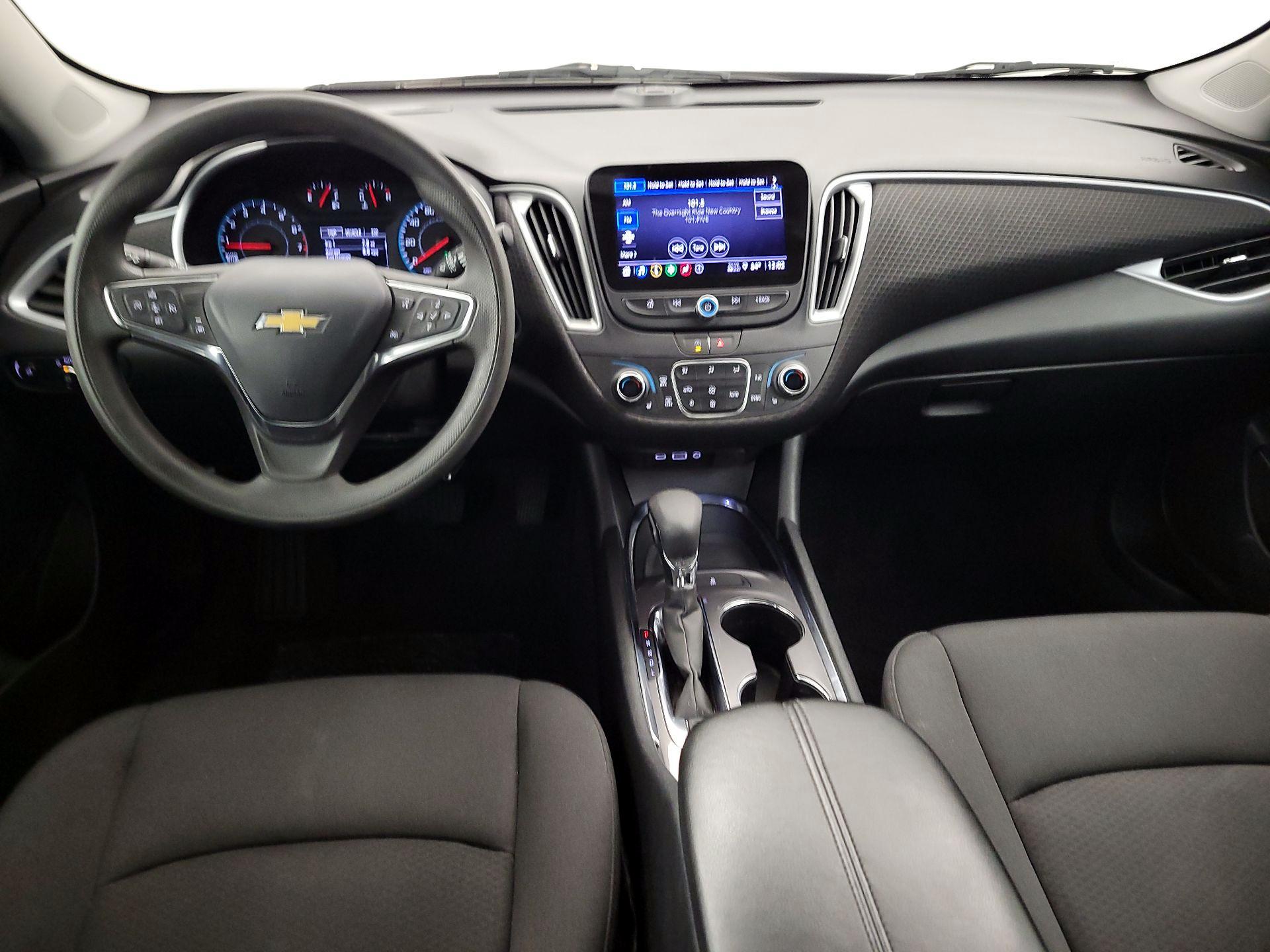 Thumbnail: 2023 Chevrolet Malibu - 9