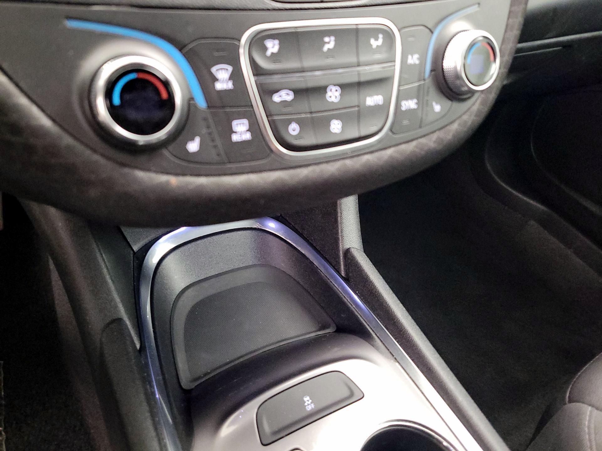 Thumbnail: 2023 Chevrolet Malibu - 16