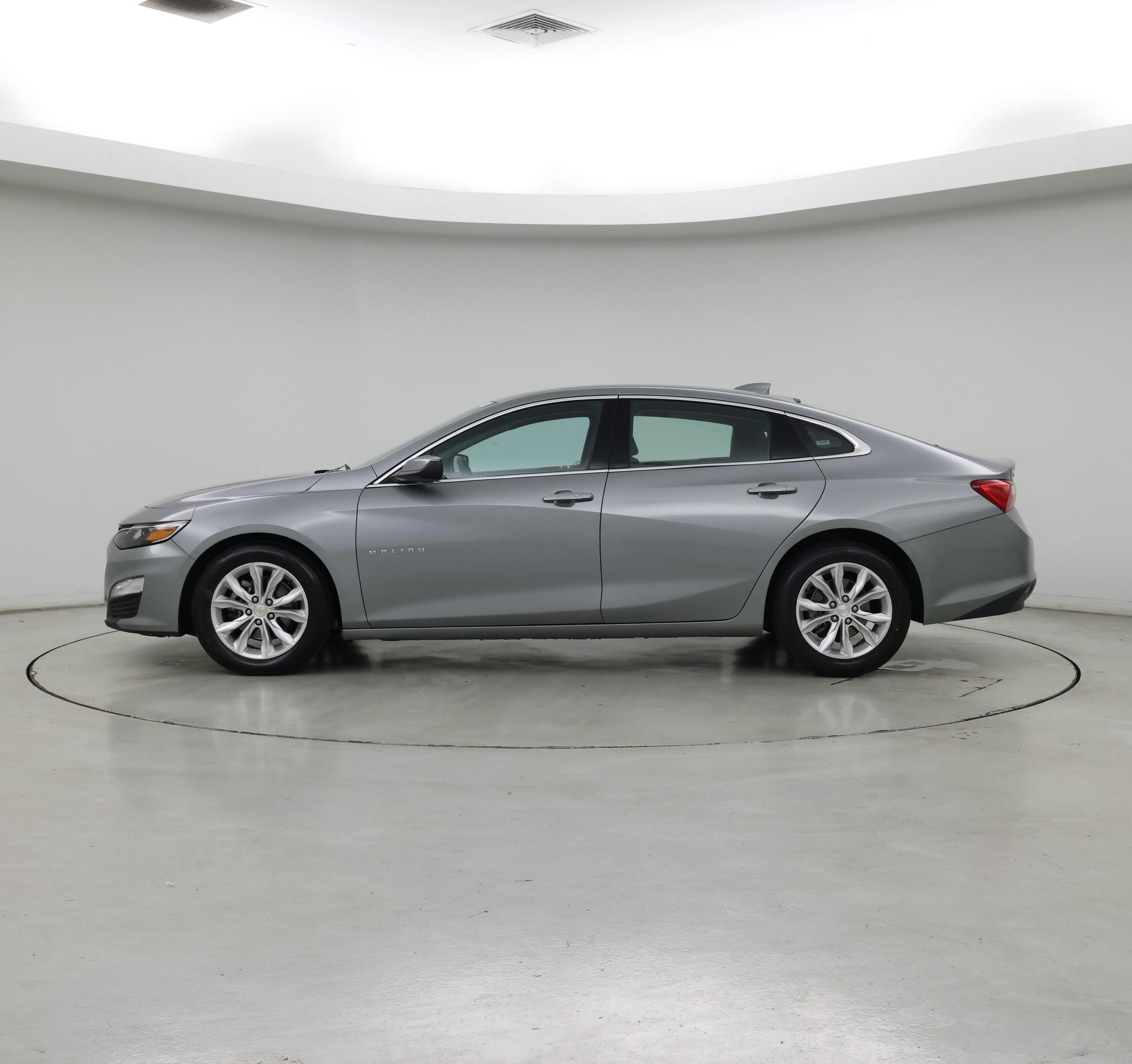 Thumbnail: 2023 Chevrolet Malibu - 3