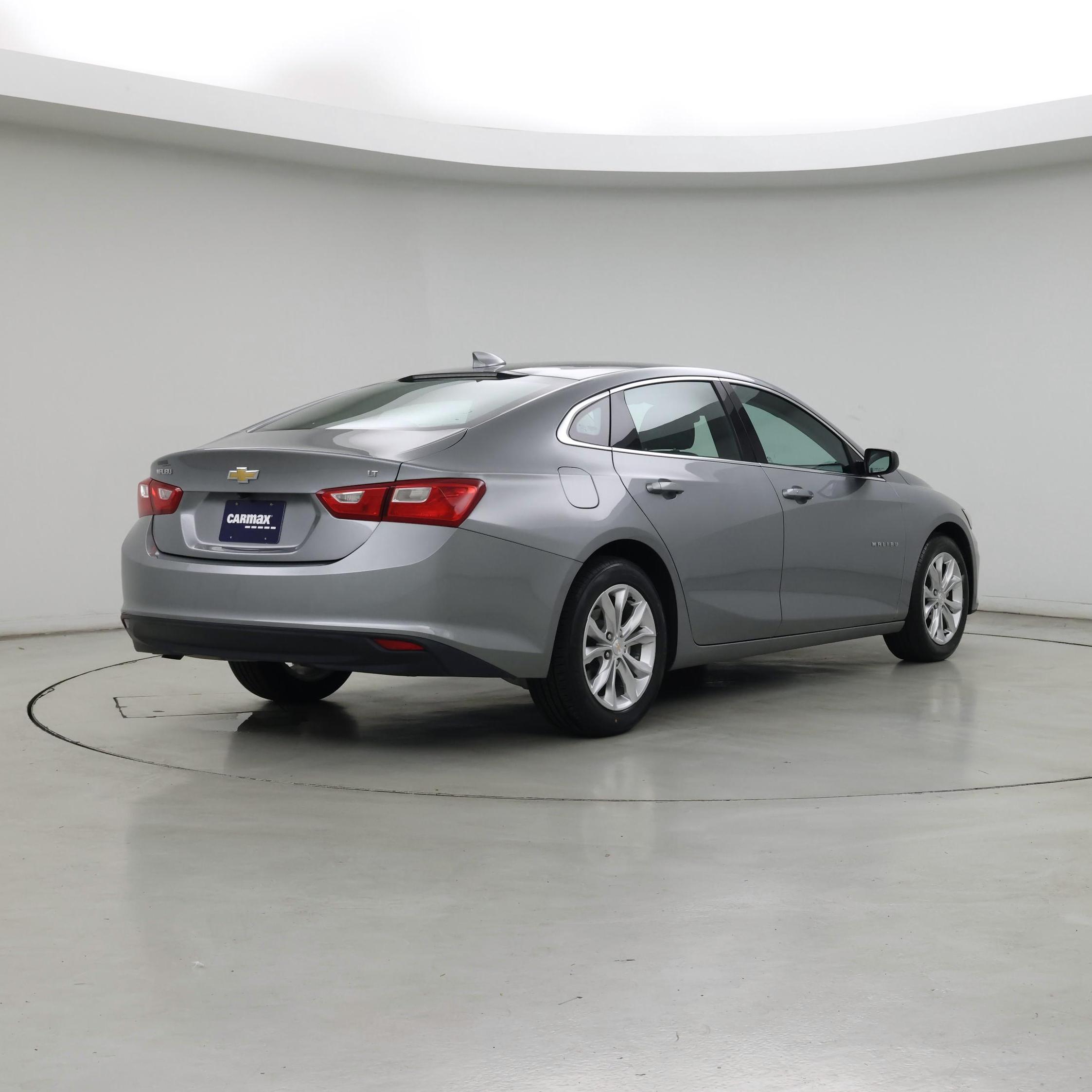 Thumbnail: 2023 Chevrolet Malibu - 8