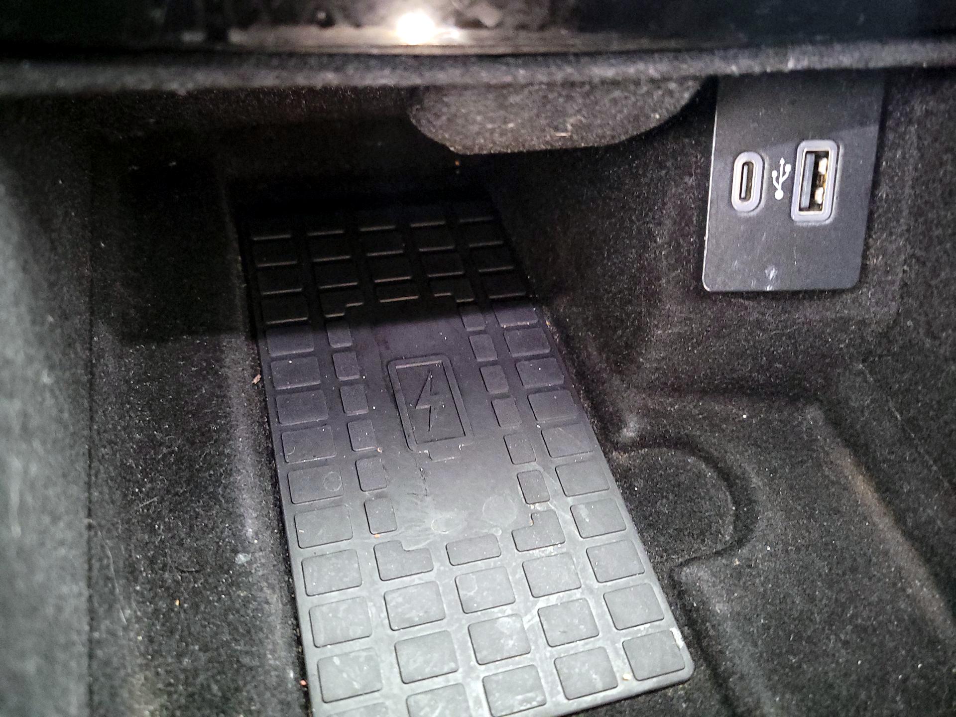 Thumbnail: 2021 Lincoln Nautilus - 19