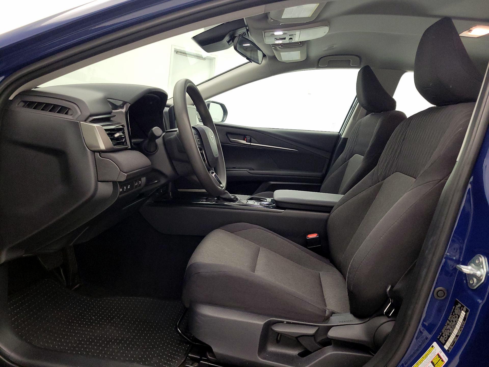 Thumbnail: 2025 Toyota Camry - 11