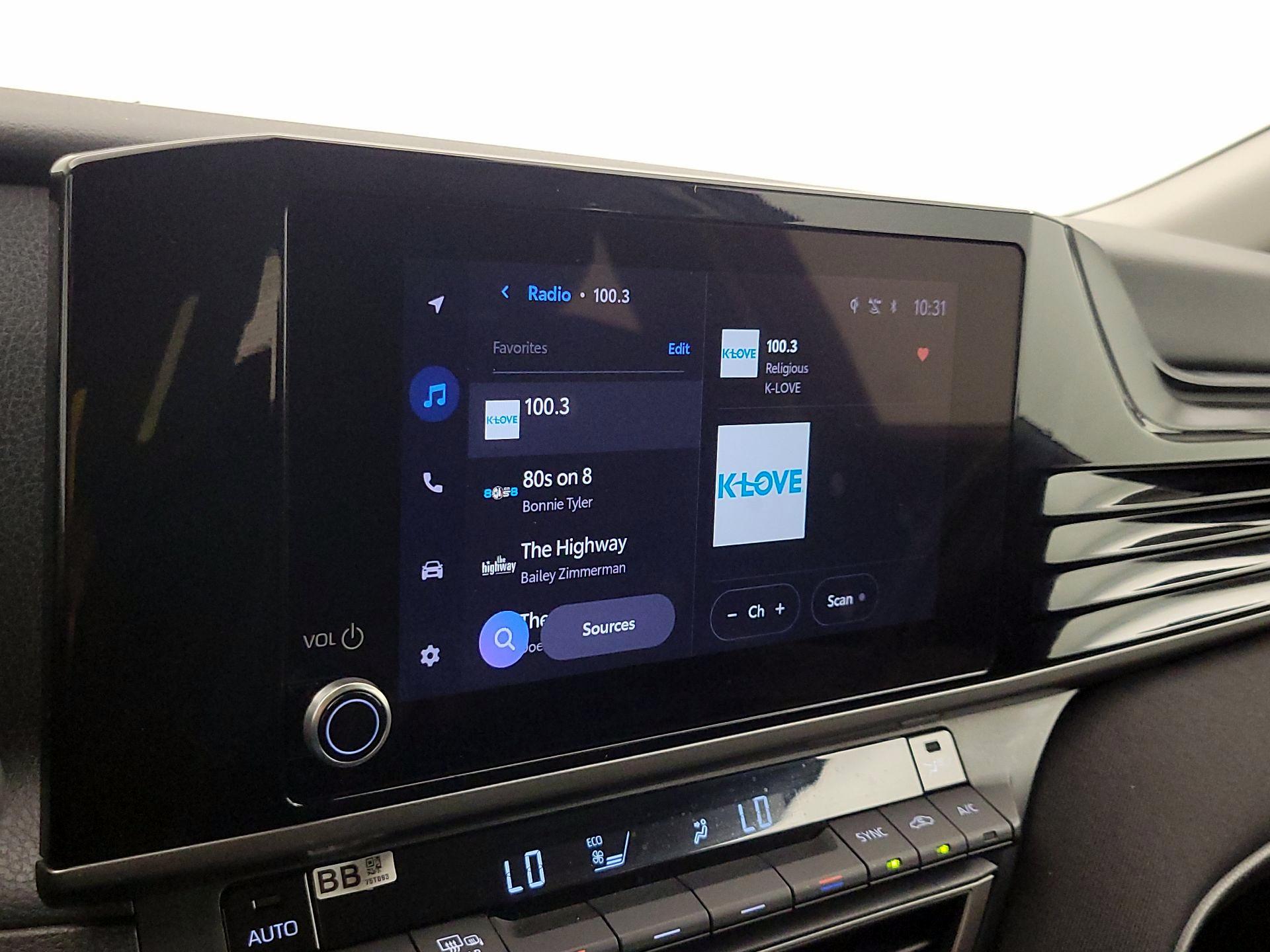 Thumbnail: 2025 Toyota Camry - 16