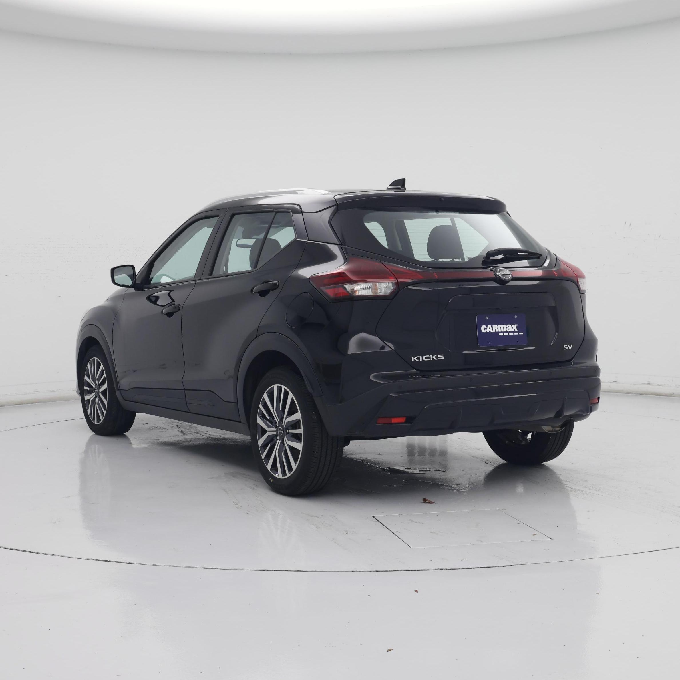 Thumbnail: 2024 Nissan Kicks - 2