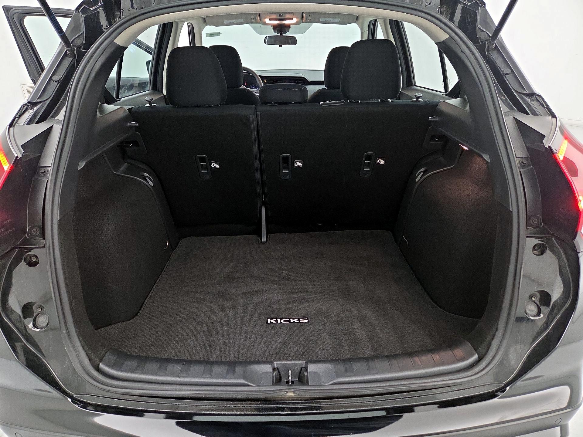 Thumbnail: 2024 Nissan Kicks - 19