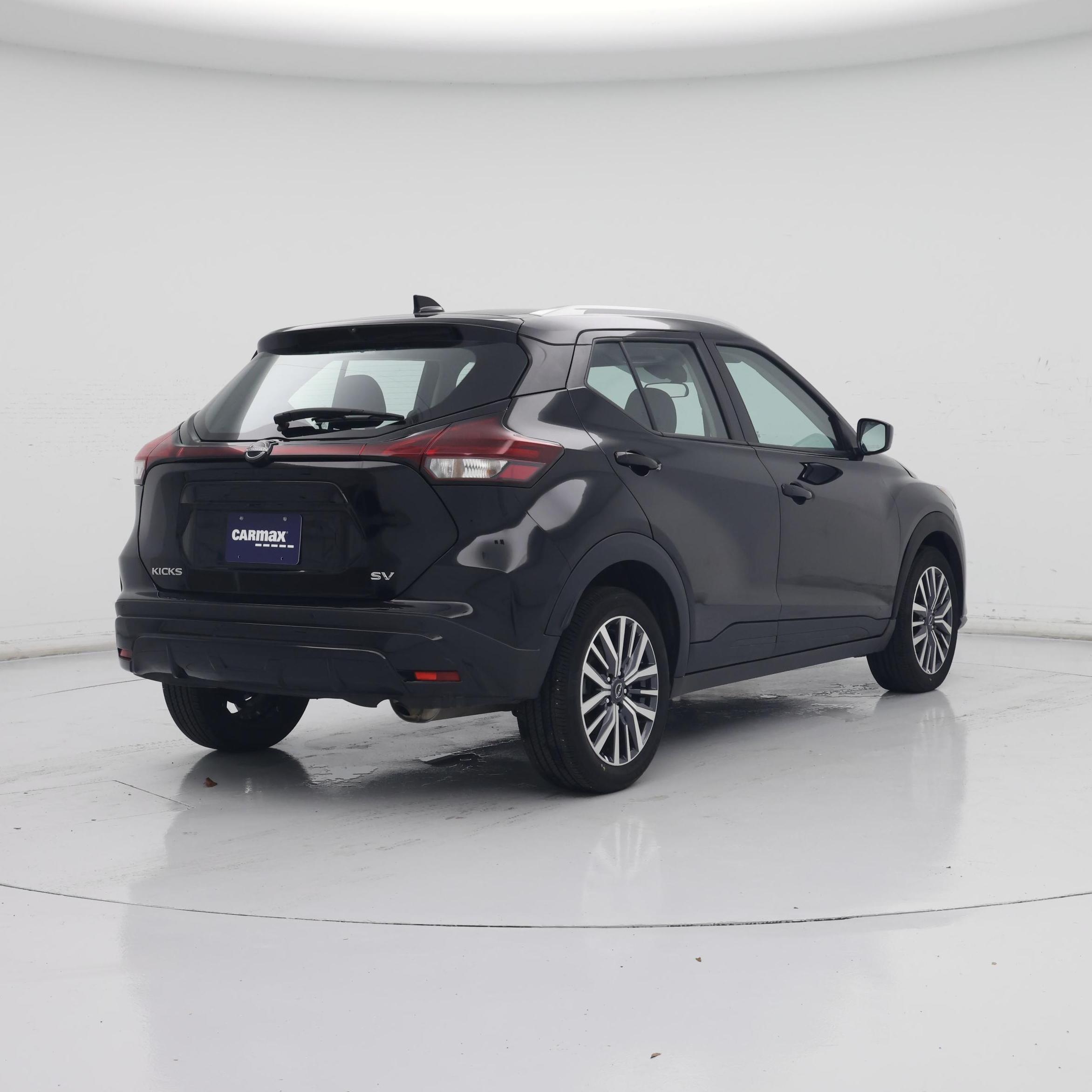 Thumbnail: 2024 Nissan Kicks - 8