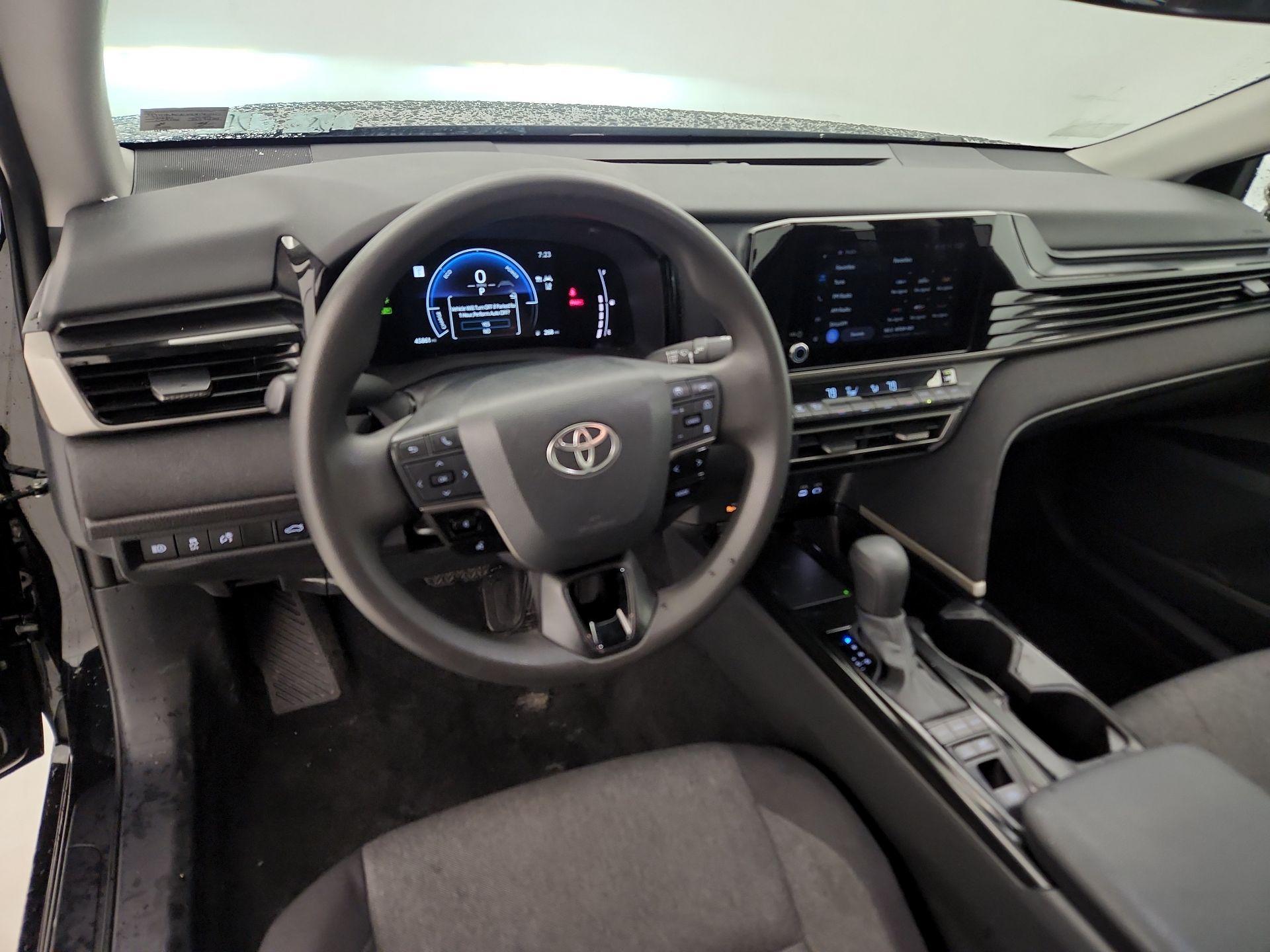 Thumbnail: 2025 Toyota Camry - 9