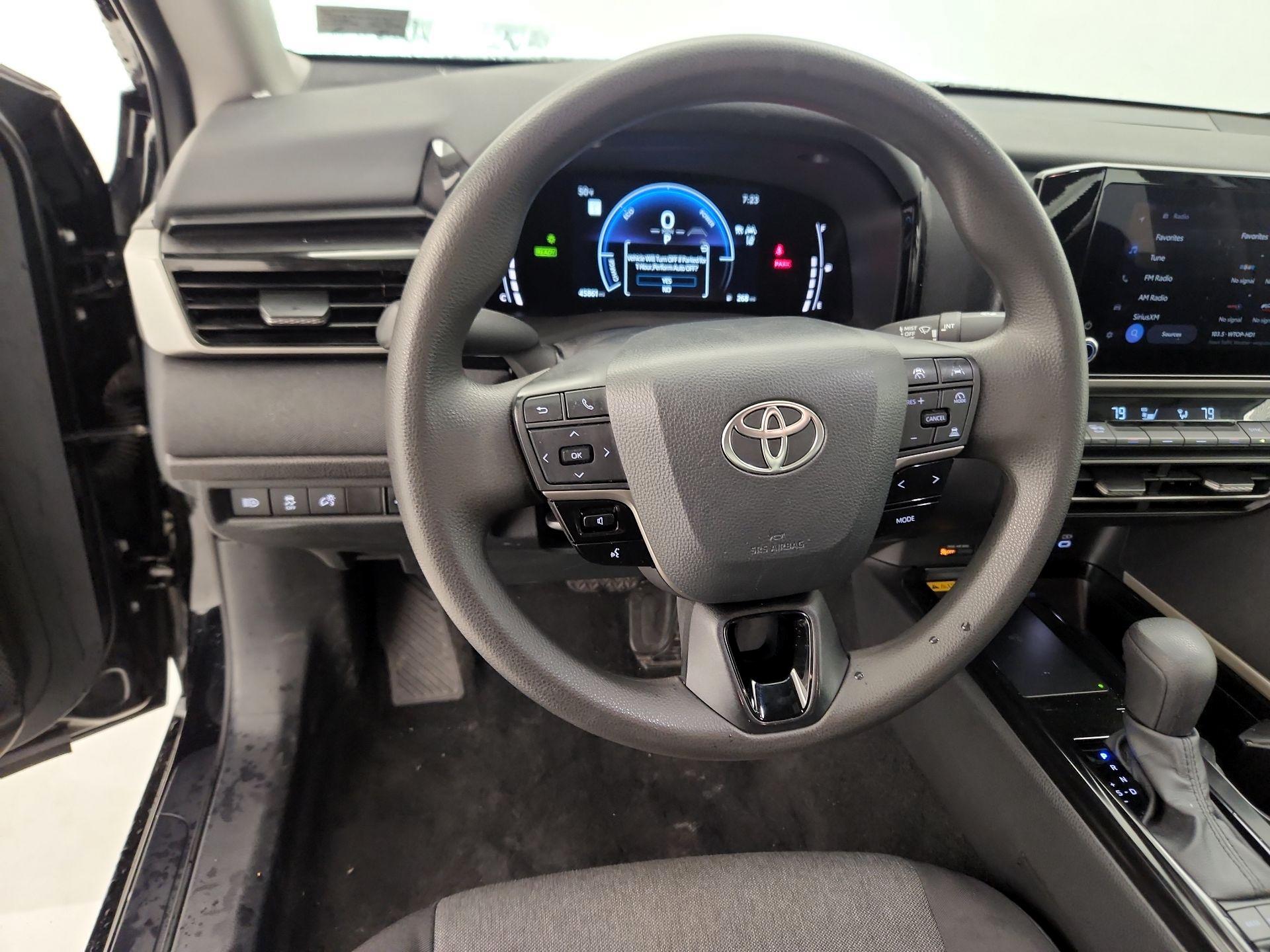 Thumbnail: 2025 Toyota Camry - 10