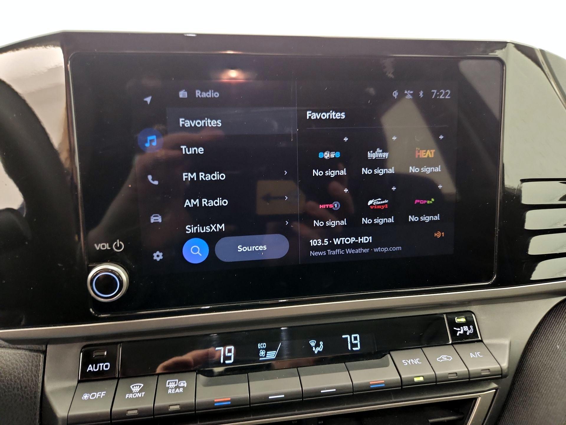 Thumbnail: 2025 Toyota Camry - 15