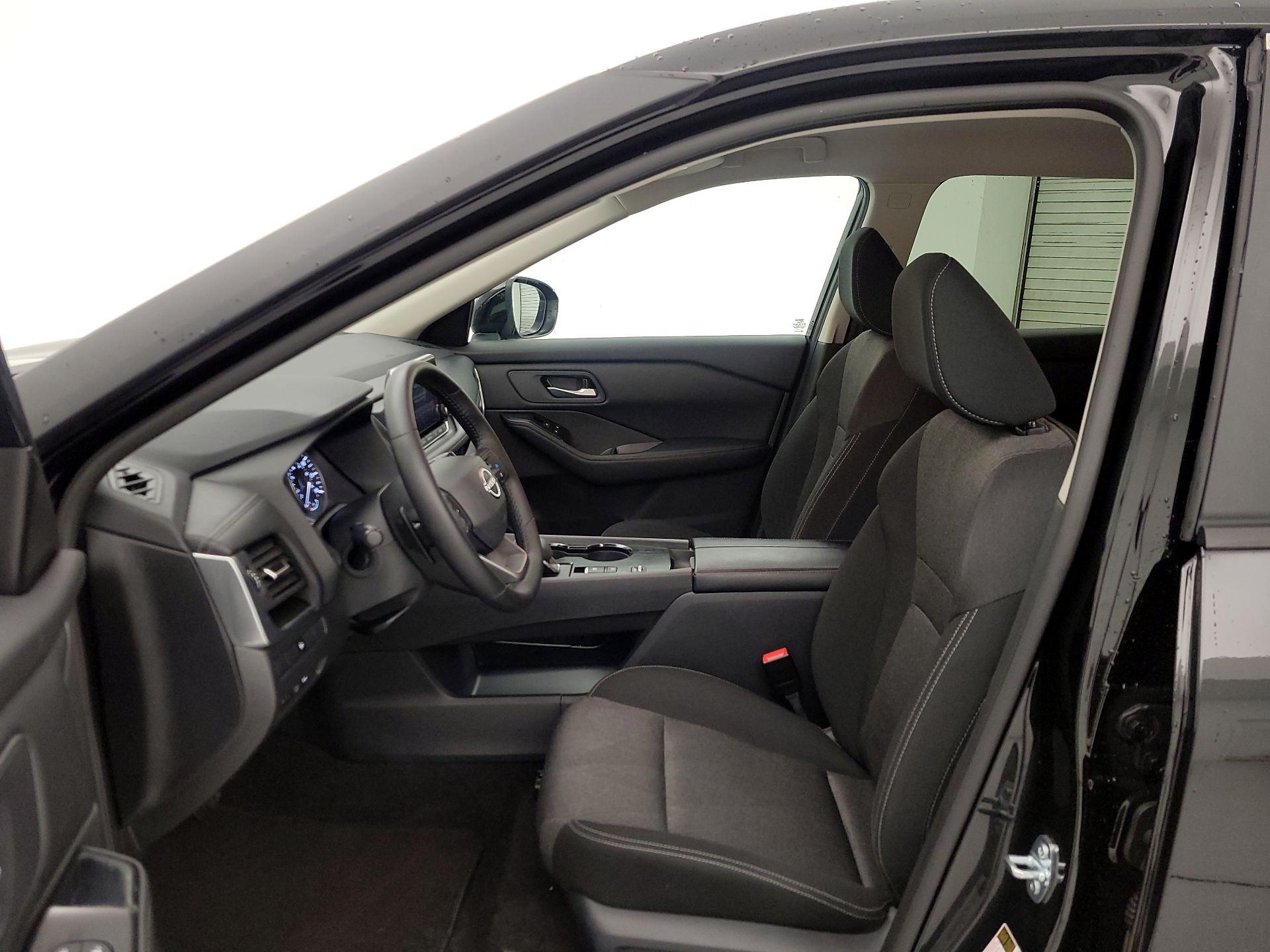 Thumbnail: 2025 Nissan Rogue - 11