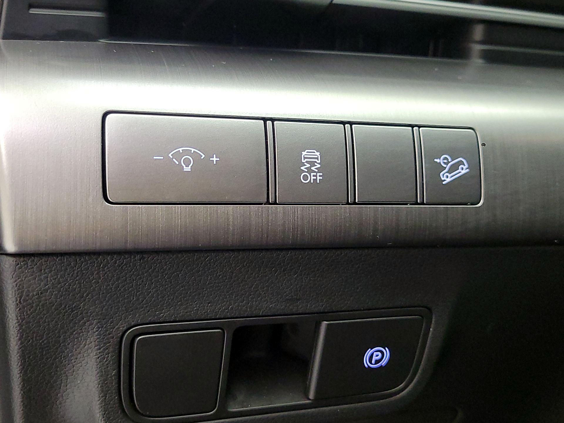 Thumbnail: 2025 Hyundai Kona - 11