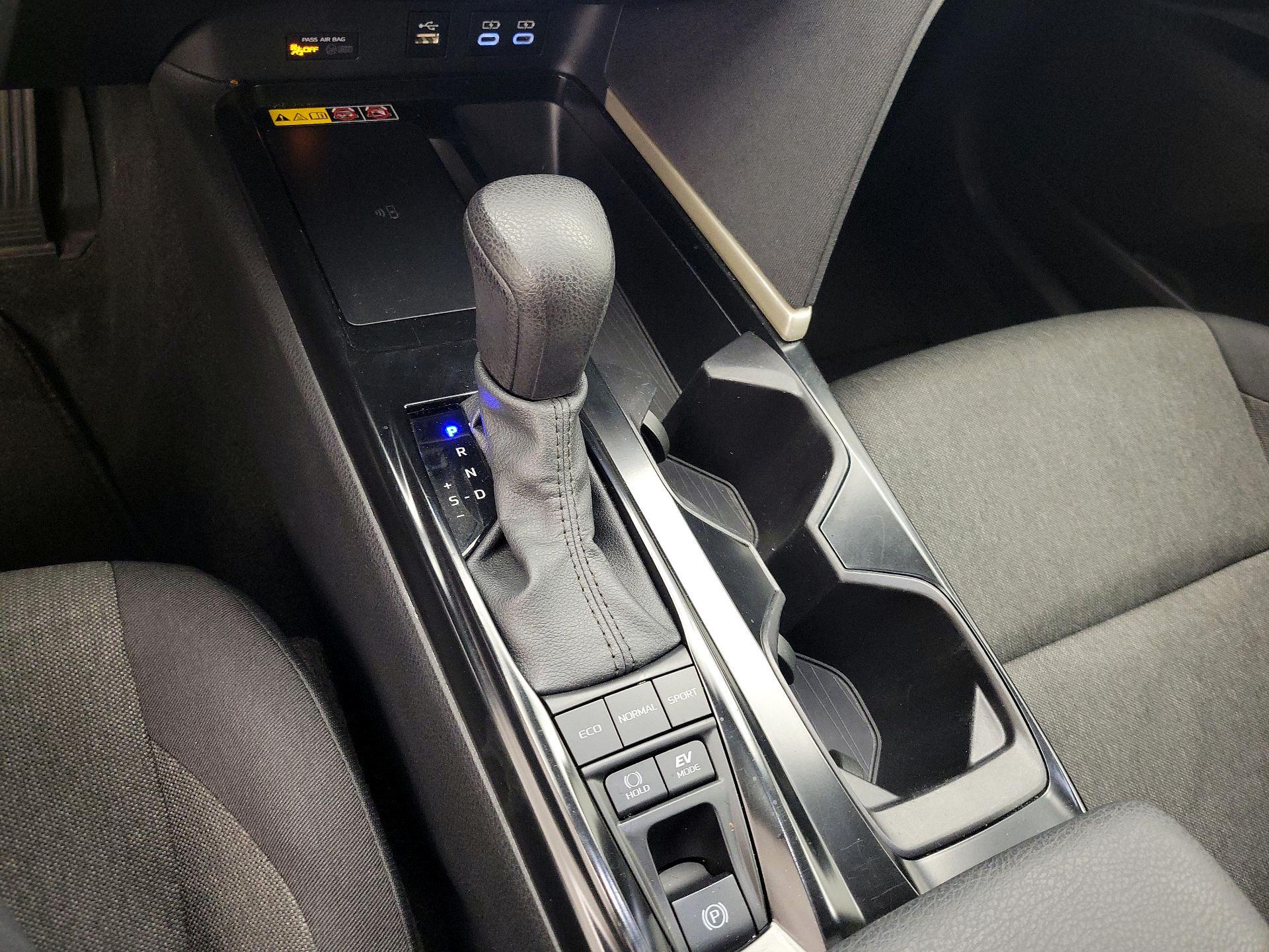 Thumbnail: 2025 Toyota Camry - 17