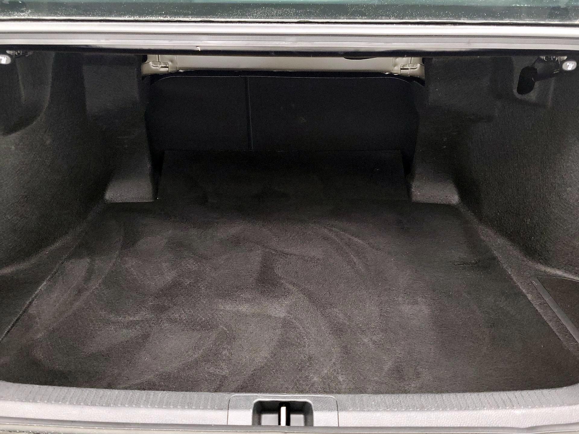 Thumbnail: 2025 Toyota Camry - 20