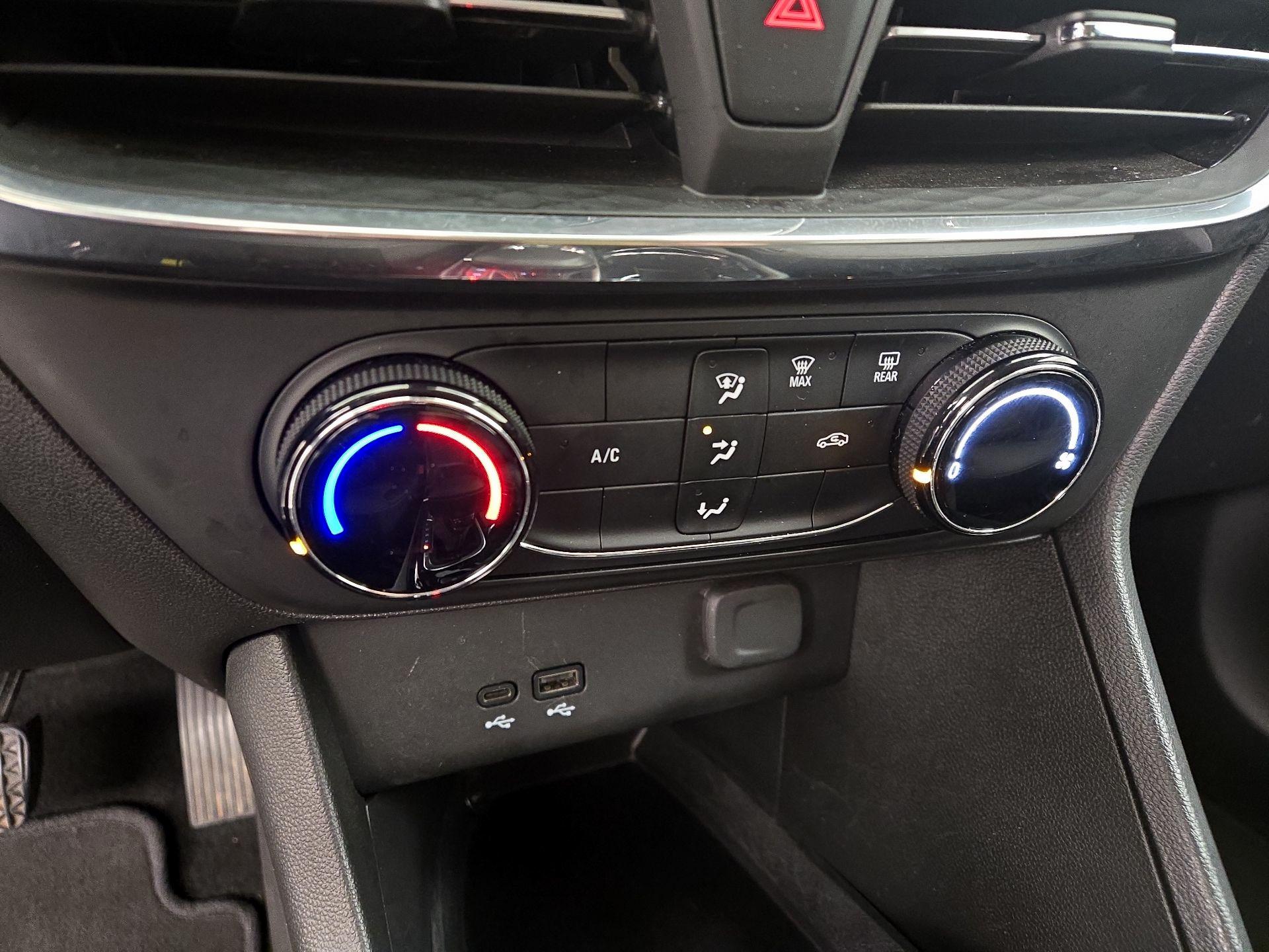 Thumbnail: 2025 Buick Encore GX - 16