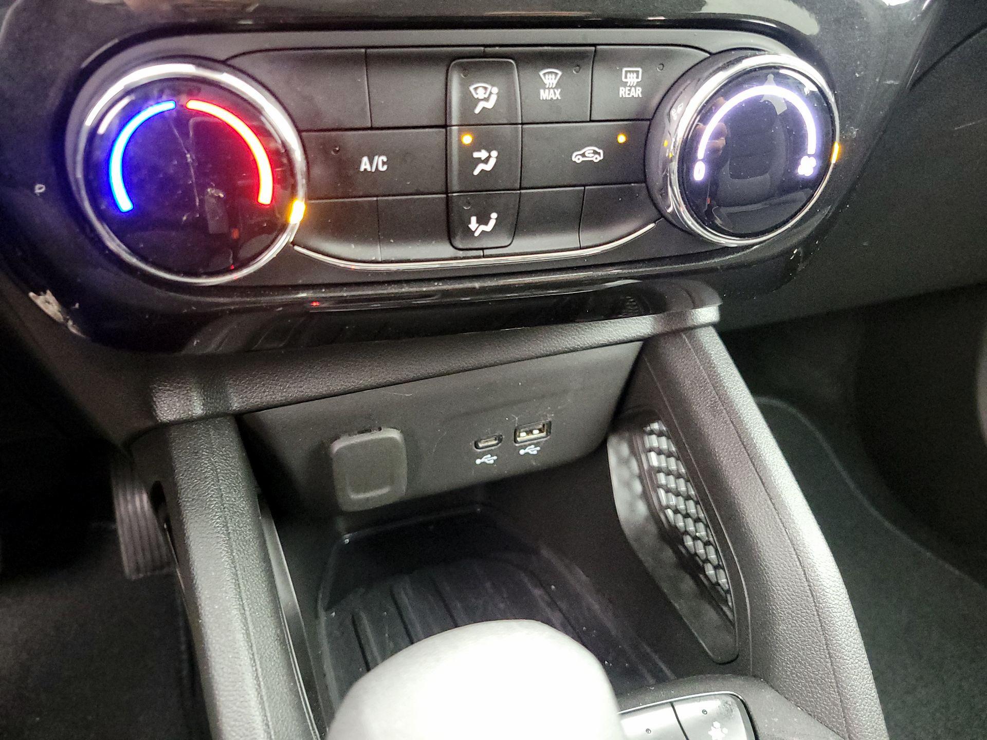 Thumbnail: 2025 Chevrolet TrailBlazer - 16