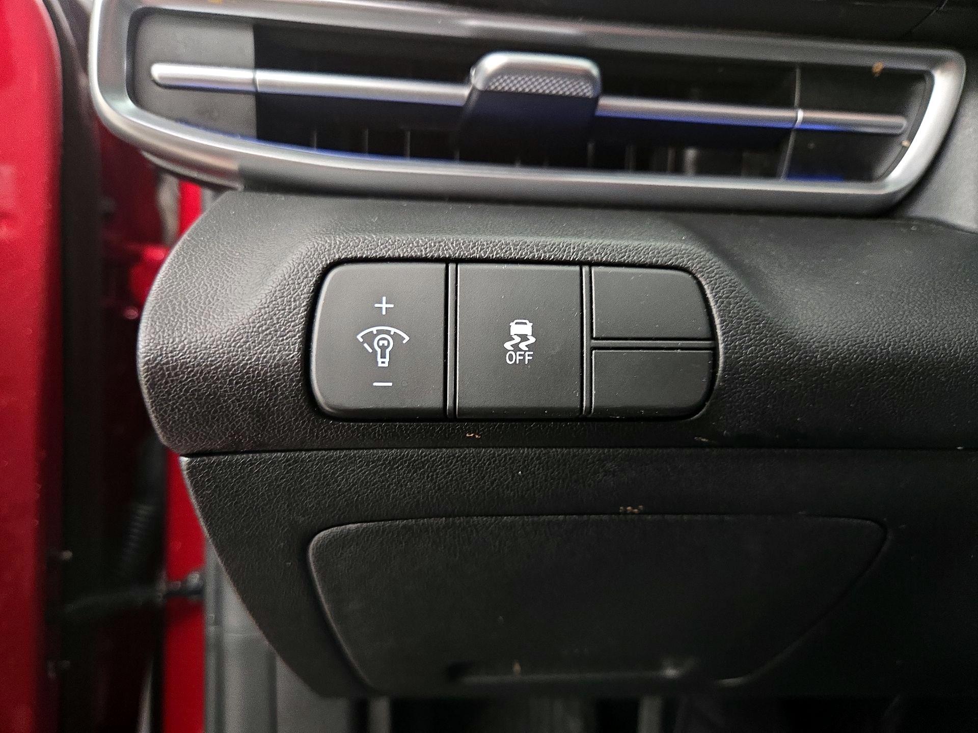 Thumbnail: 2025 Hyundai Elantra - 13