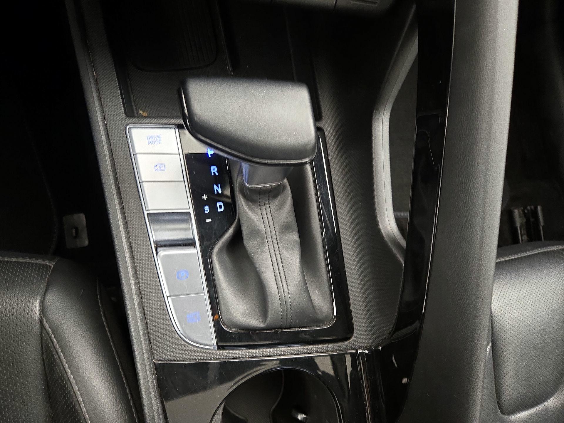 Thumbnail: 2025 Hyundai Elantra - 18